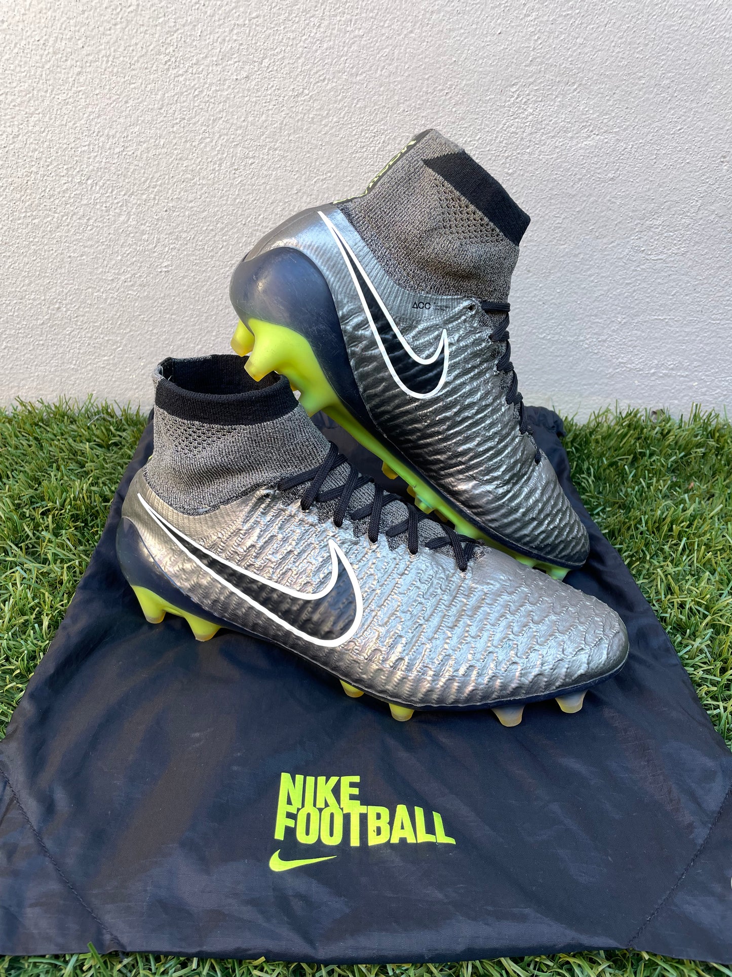 Nike Magista Obra I (9.5US)