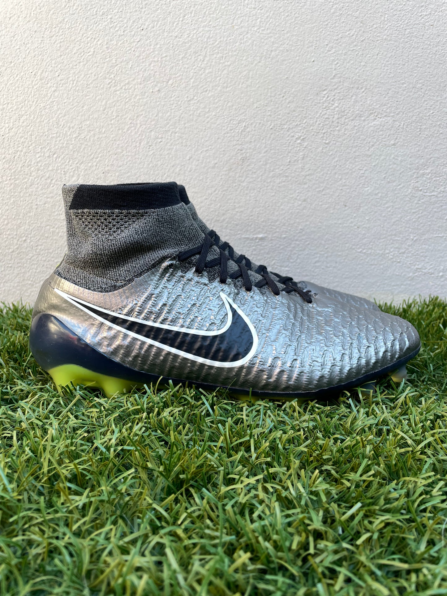 Nike Magista Obra I (9.5US)