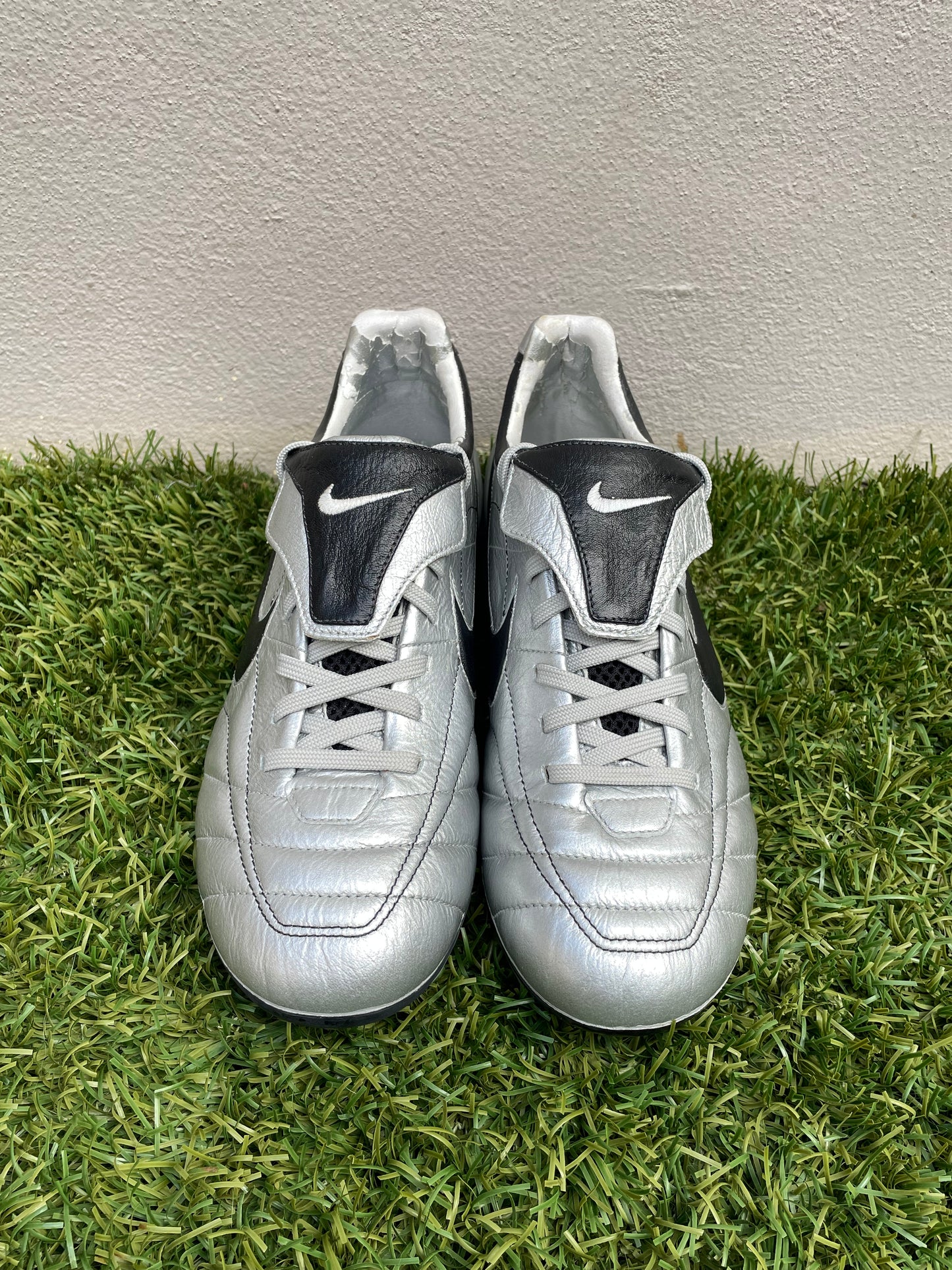 Nike Tiempo Air Legend (8.5US)
