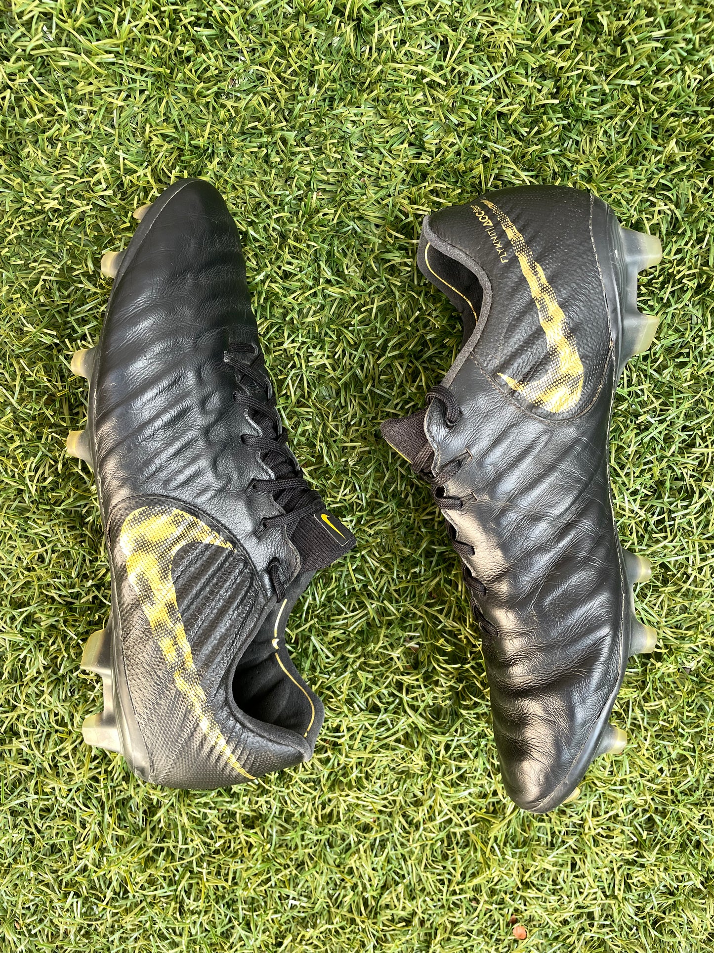 Nike Tiempo Legend VII (11US)