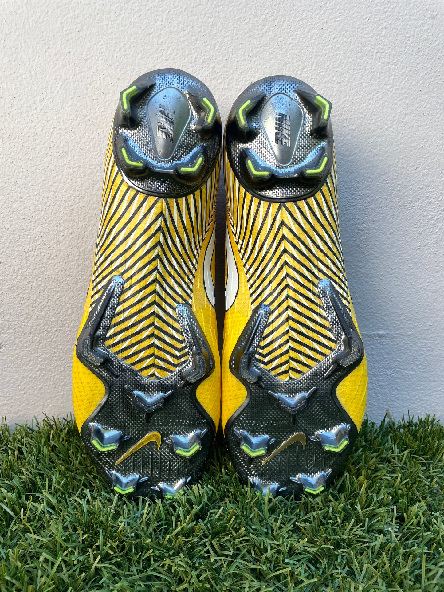 Nike Mercurial Vapor XII (13US)