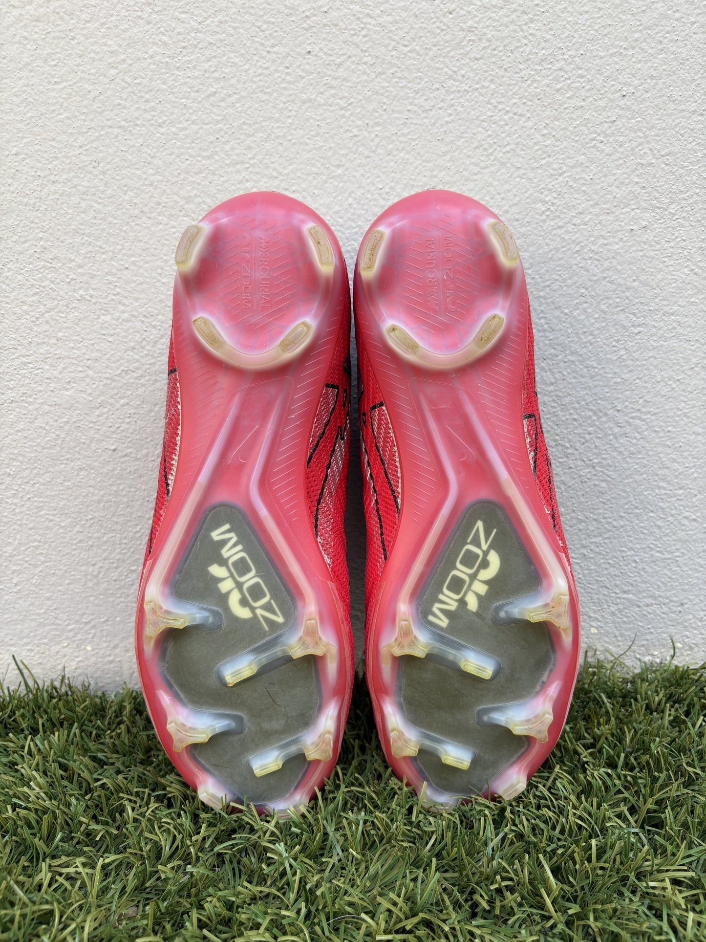 Nike Mercurial Vapor XV (9.5US)
