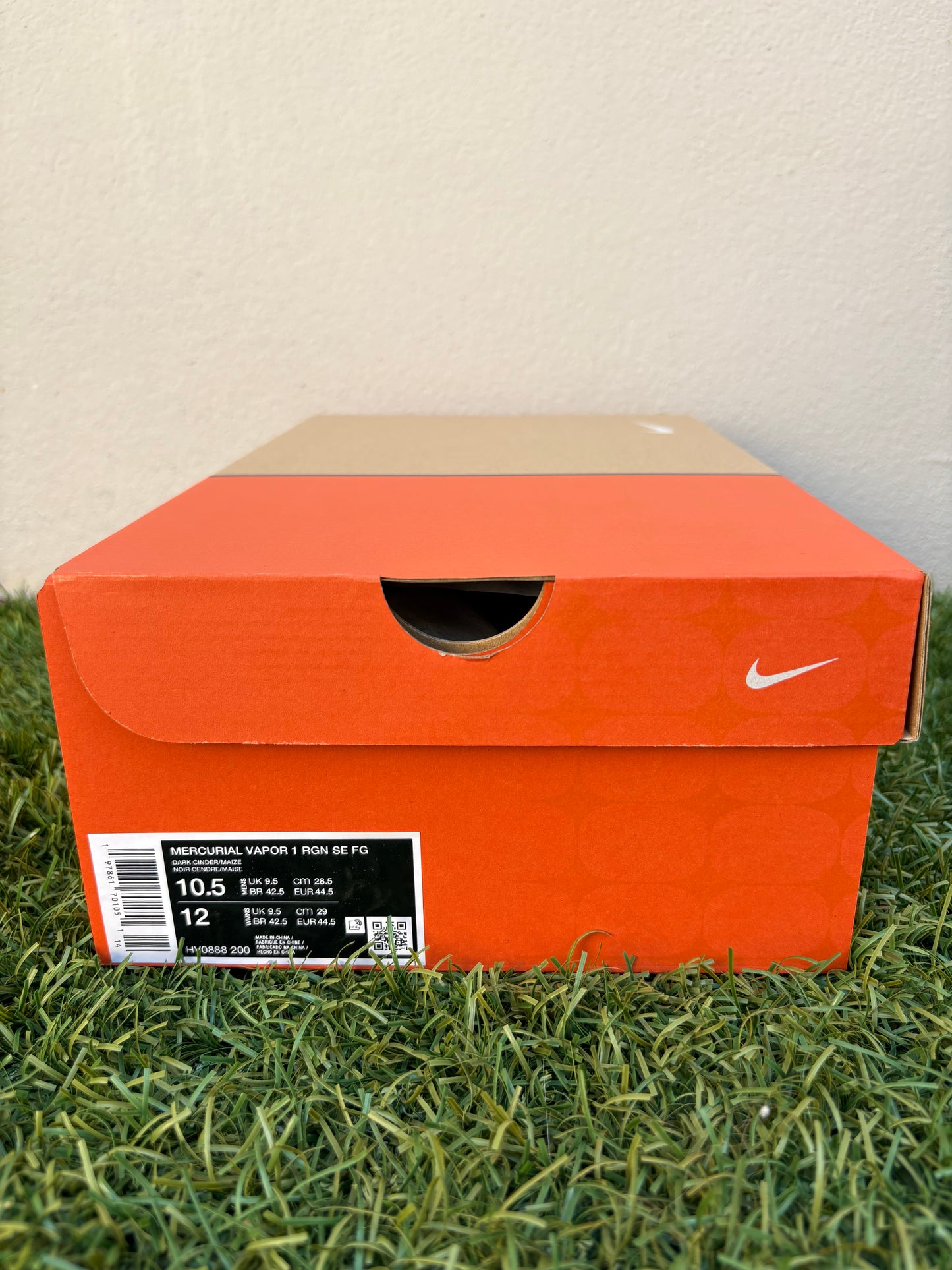 Nike Mercurial Vapor 1 RGN SE (10.5US)
