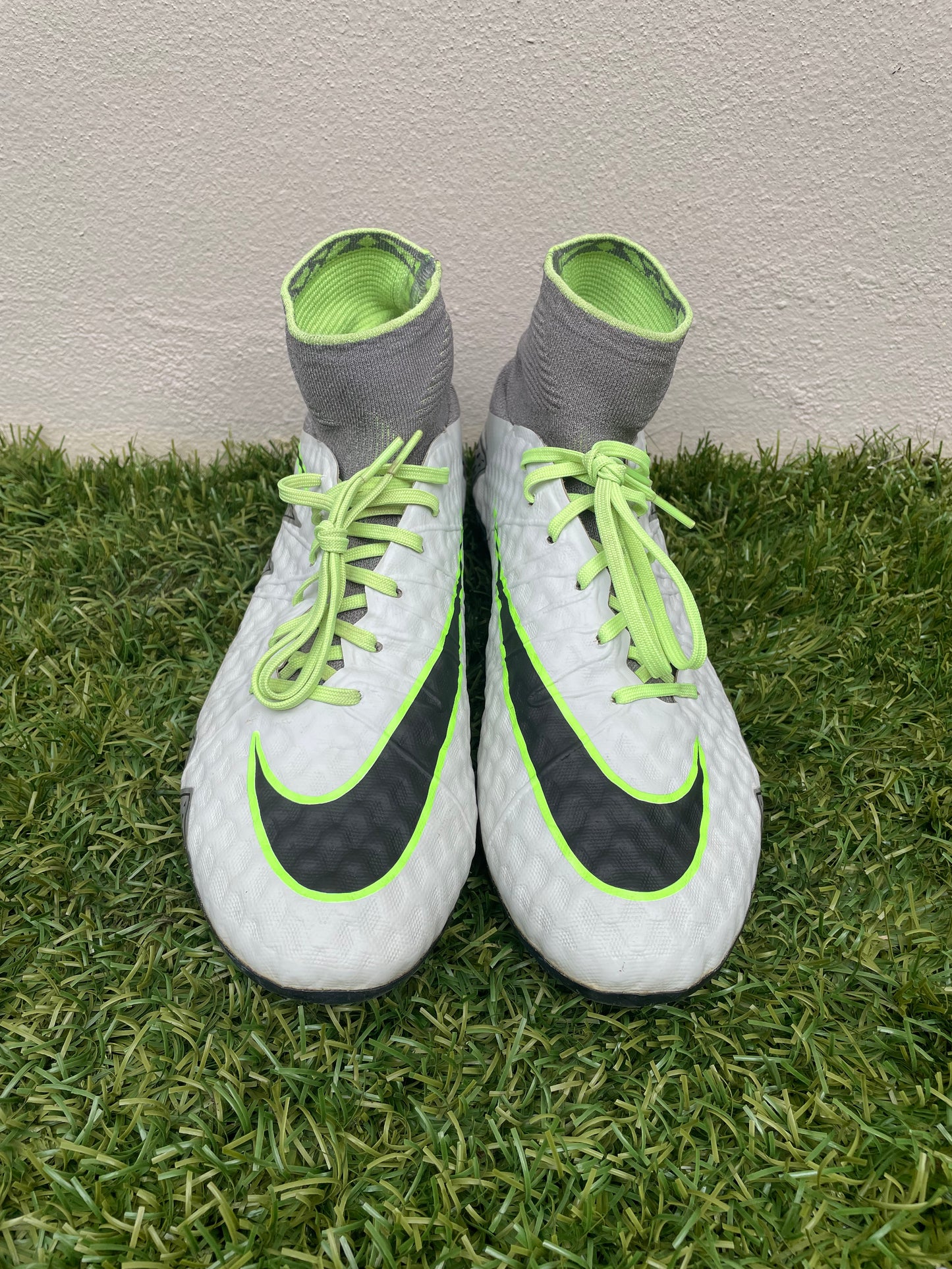 Nike Hypervenom Phantom II (10US)