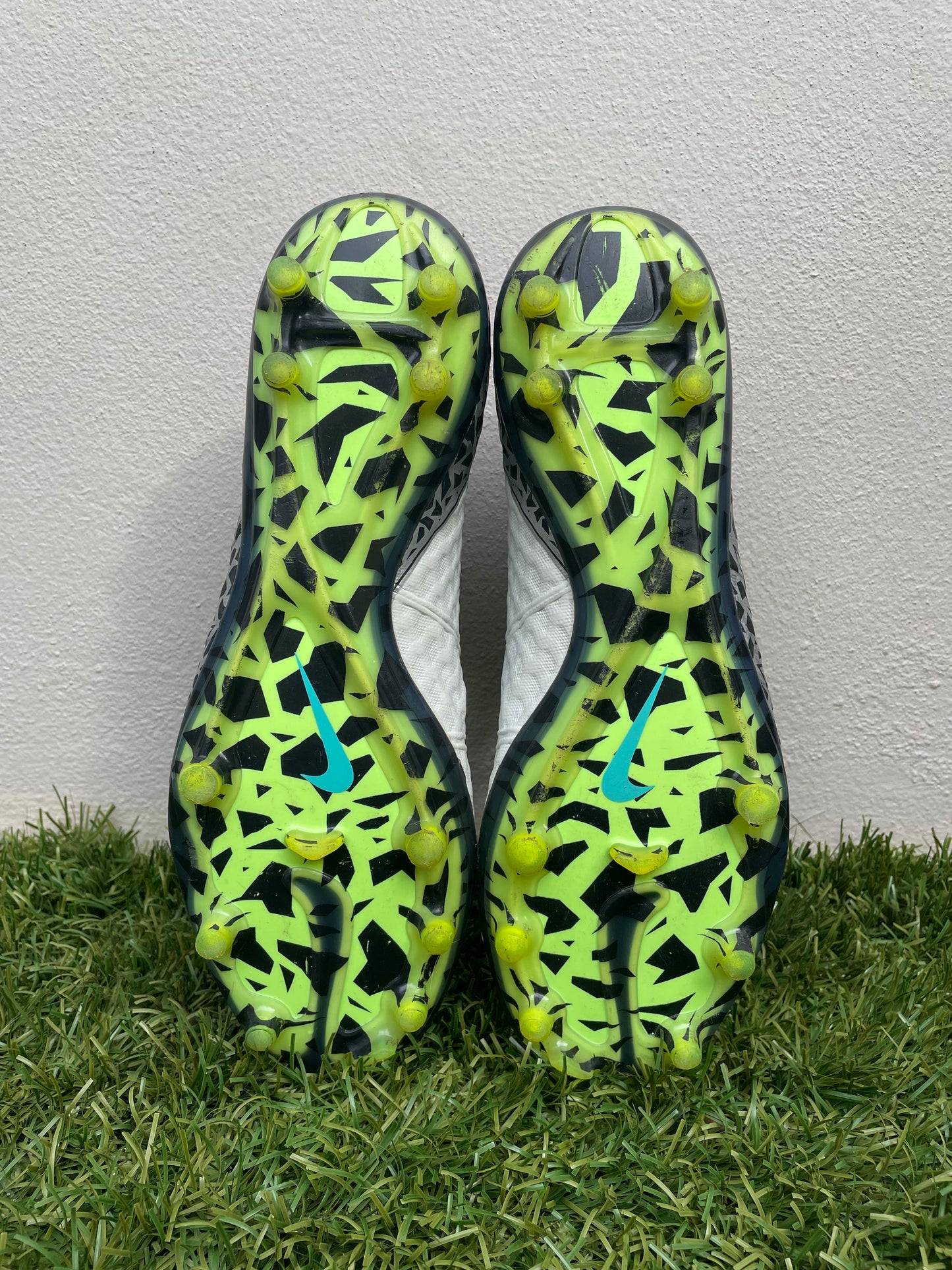 Nike Hypervenom Phantom II (10US)