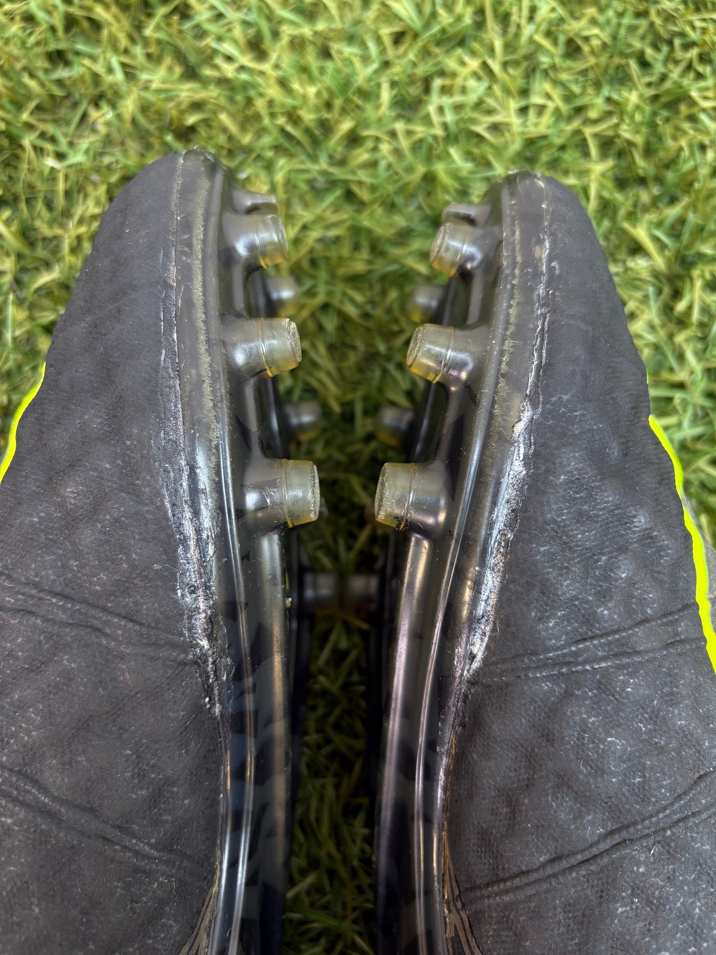 Nike Hypervenom Phantom II (8.5US)