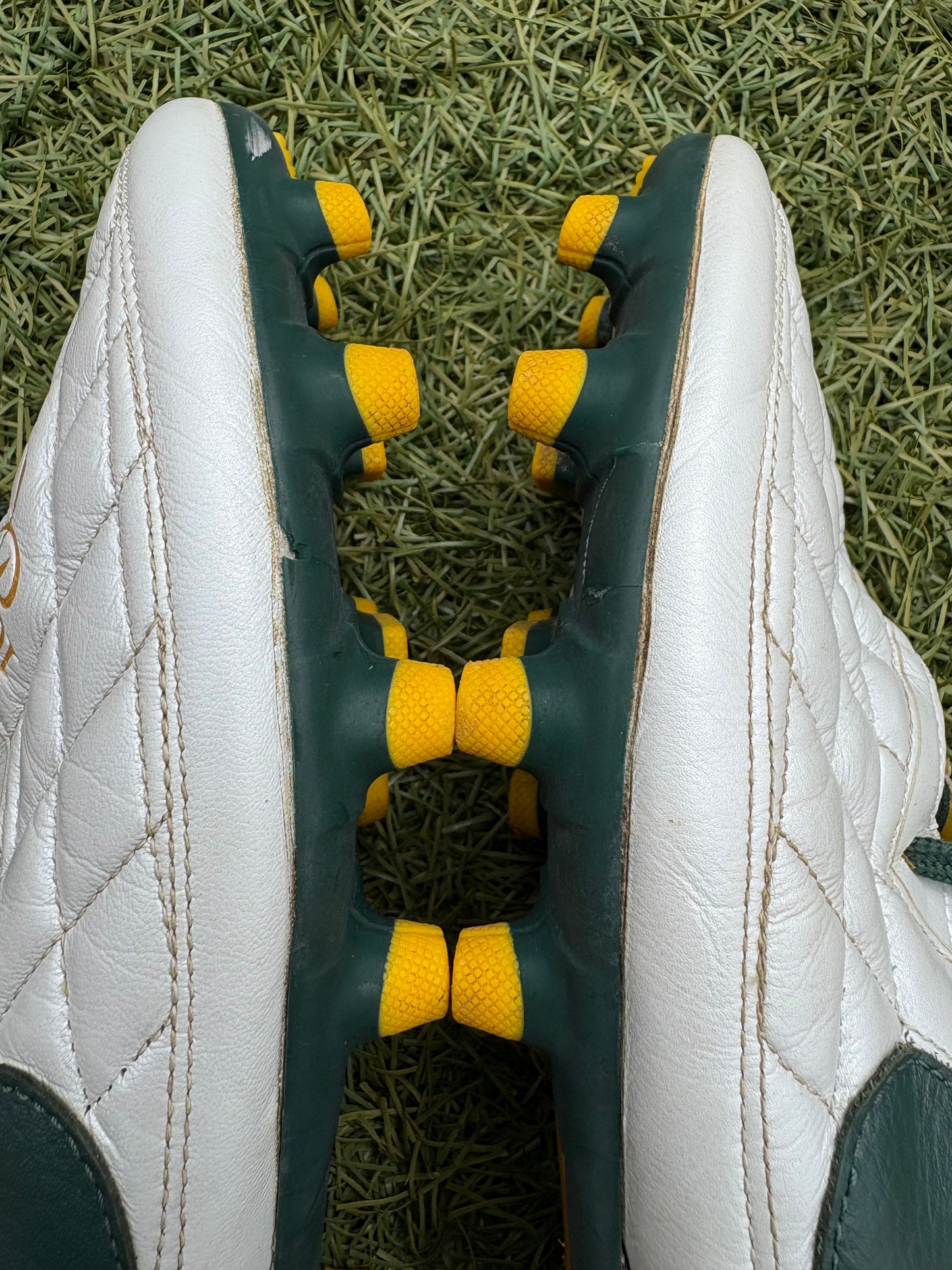 Nike Tiempo Ronaldinho Dois 10R (11US)