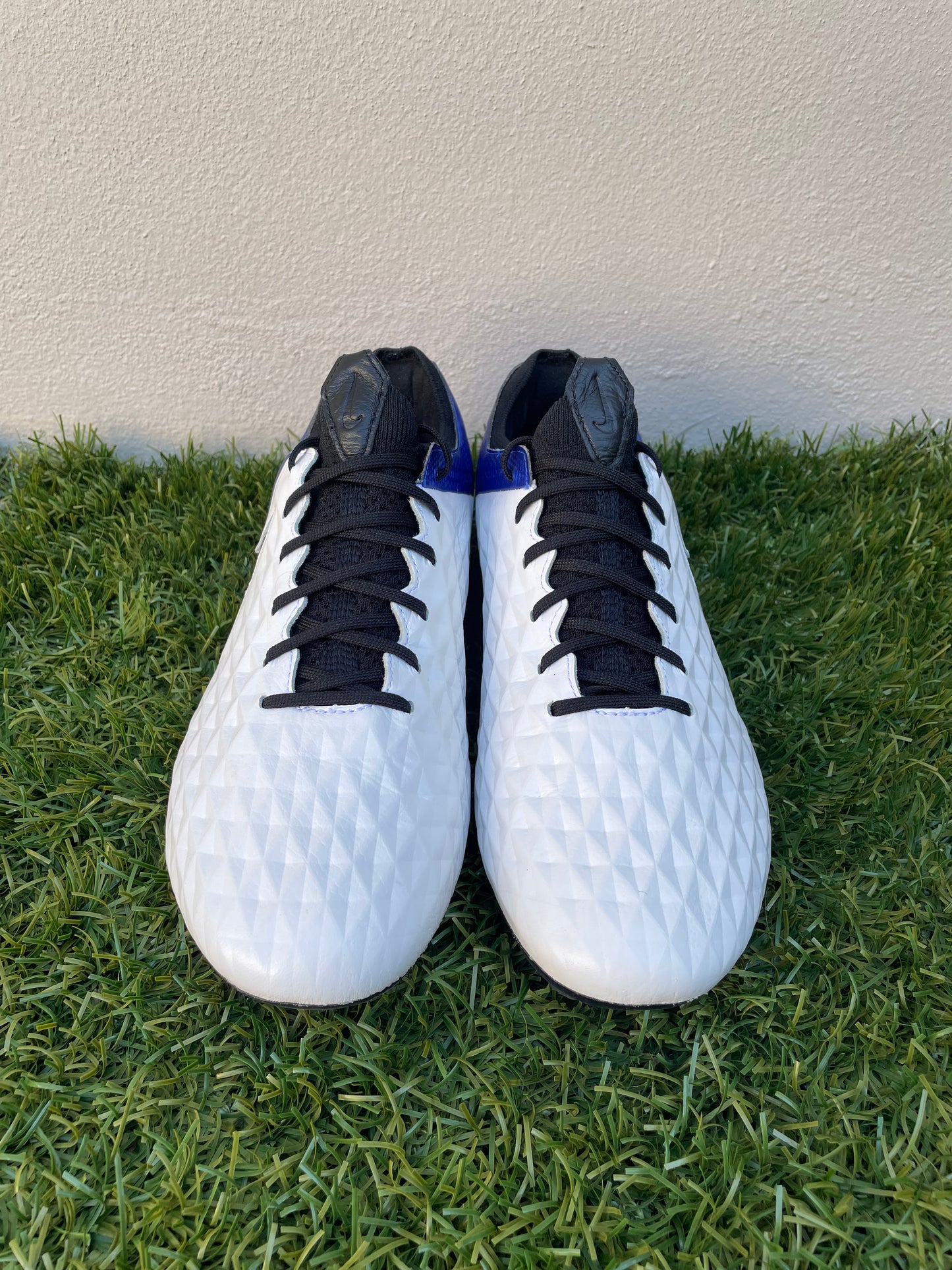 Nike Tiempo Legend VIII (9US)