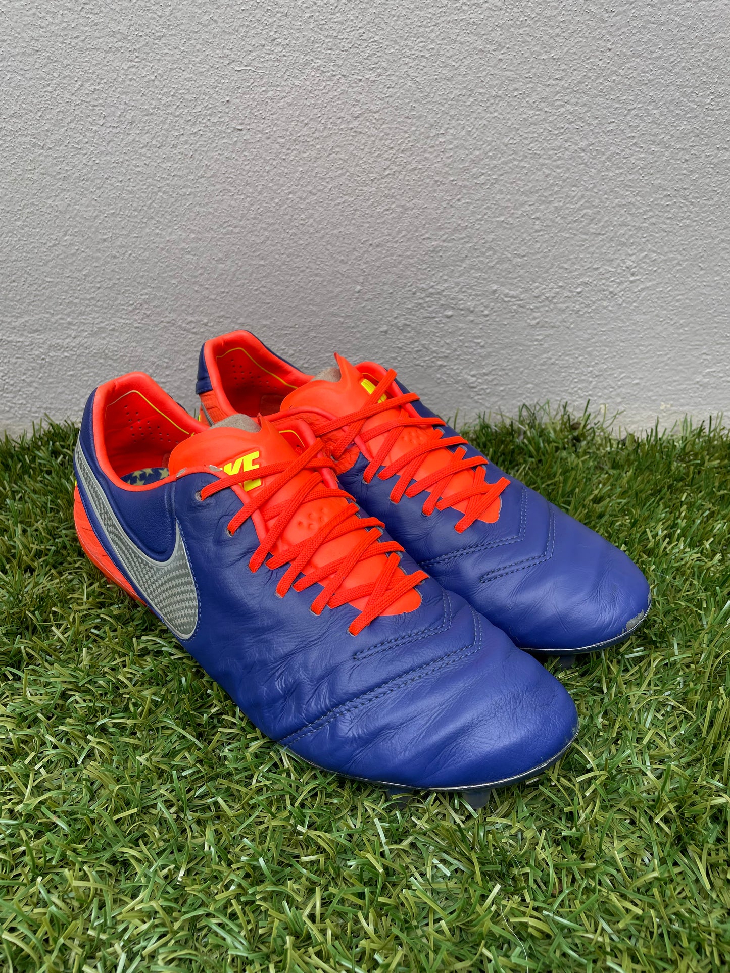 Nike Tiempo Legend VI (8.5US)