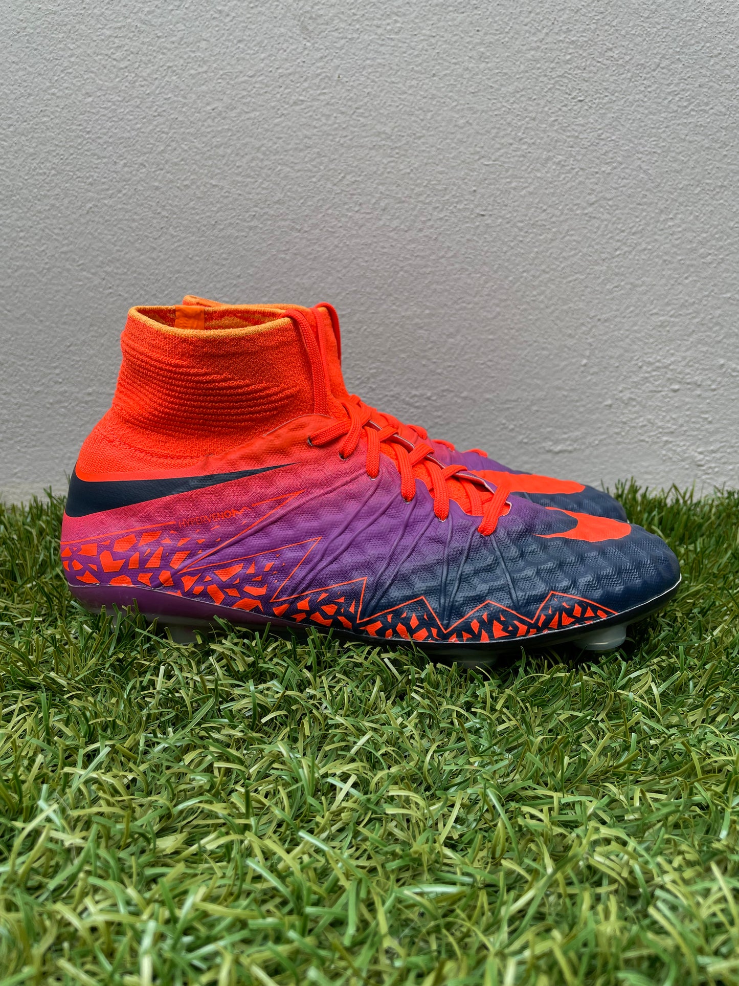 Nike Hypervenom Phantom II (6.5US)
