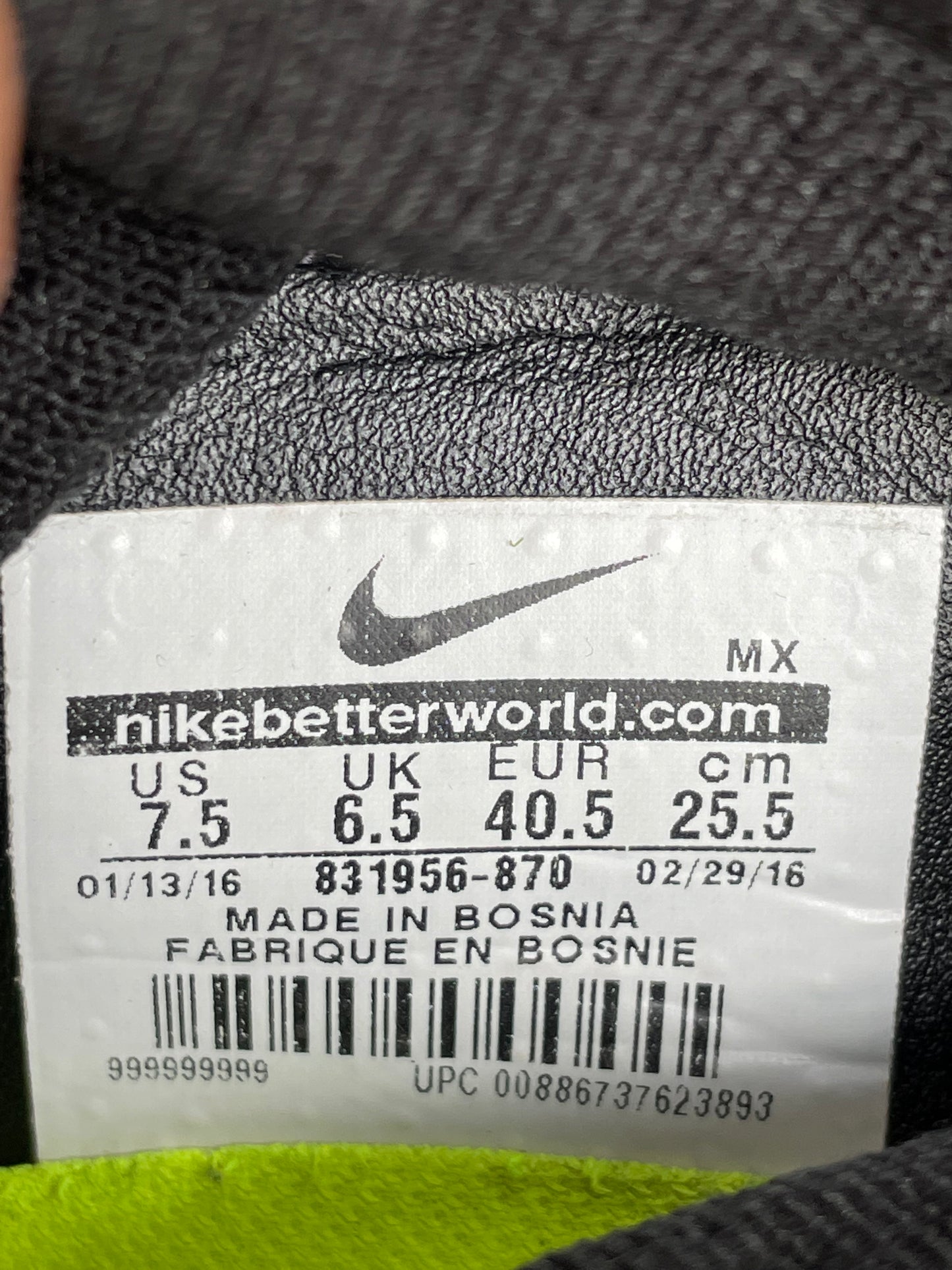 Nike Mercurial Superfly V (7.5US)