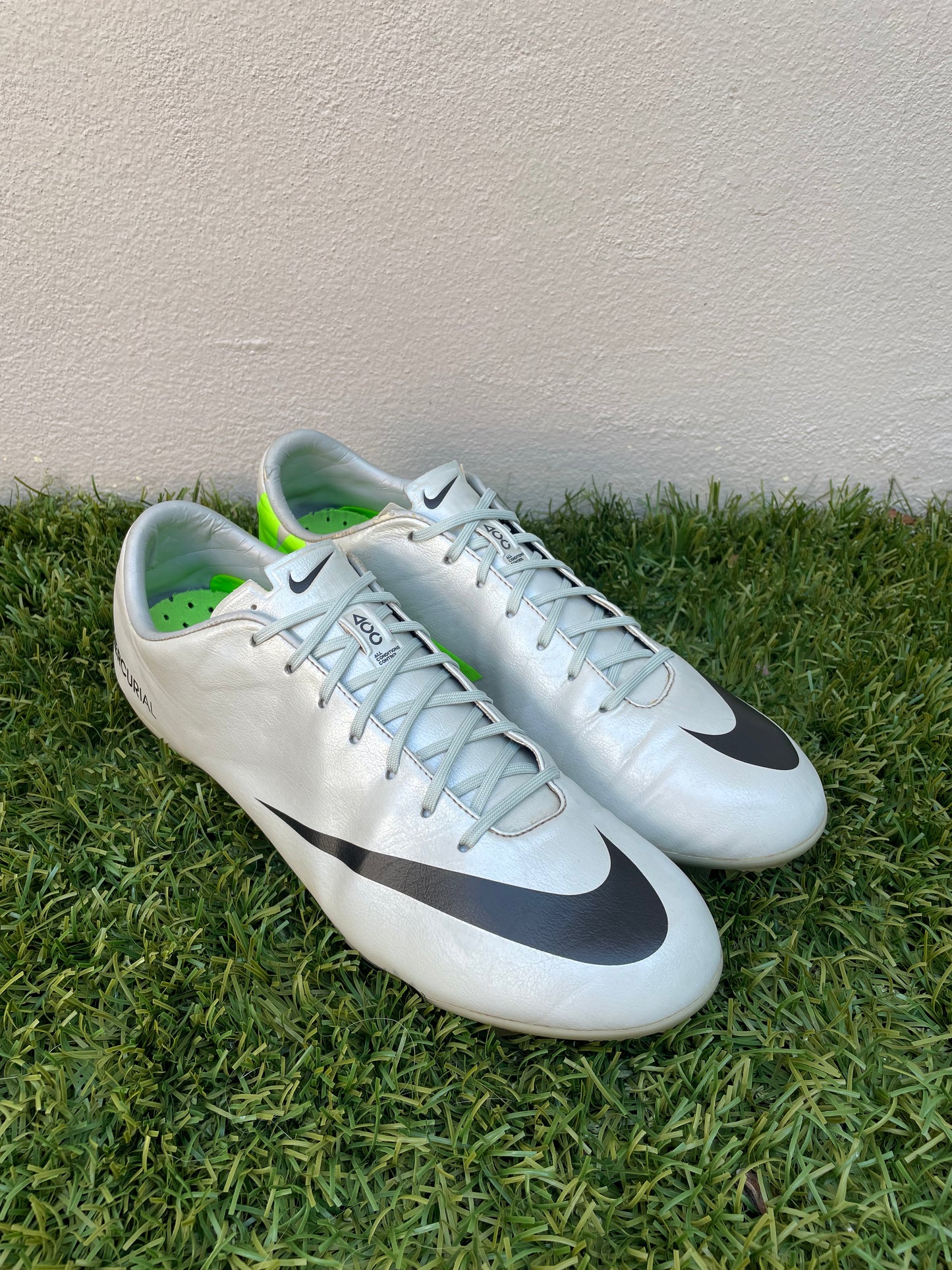 Nike Mercurial Vapor IX (8.5US)