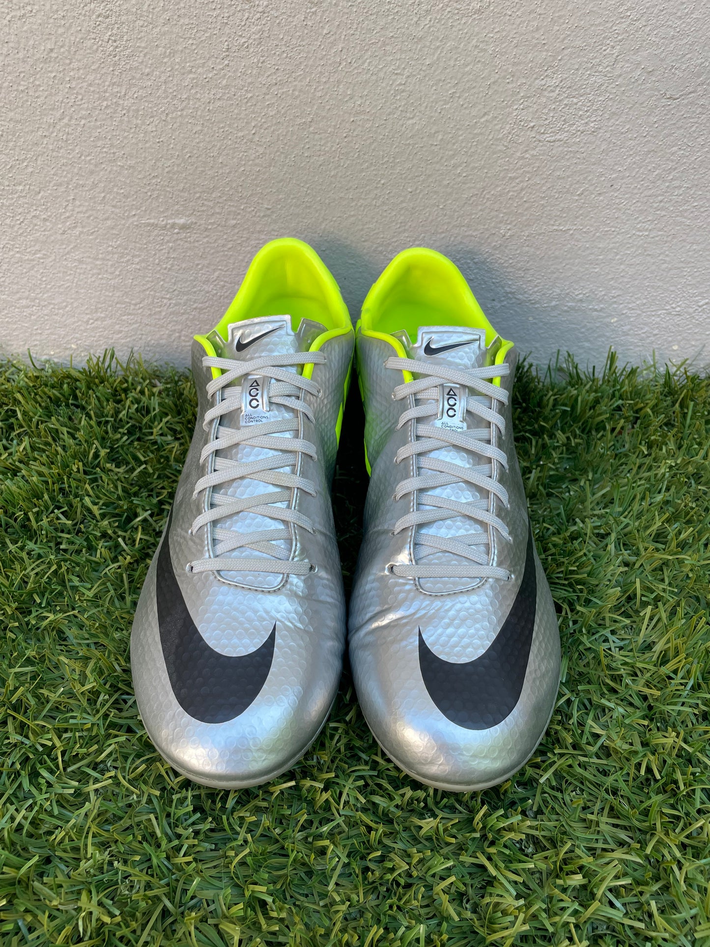 Nike Mercurial Vapor IX (7.5US)