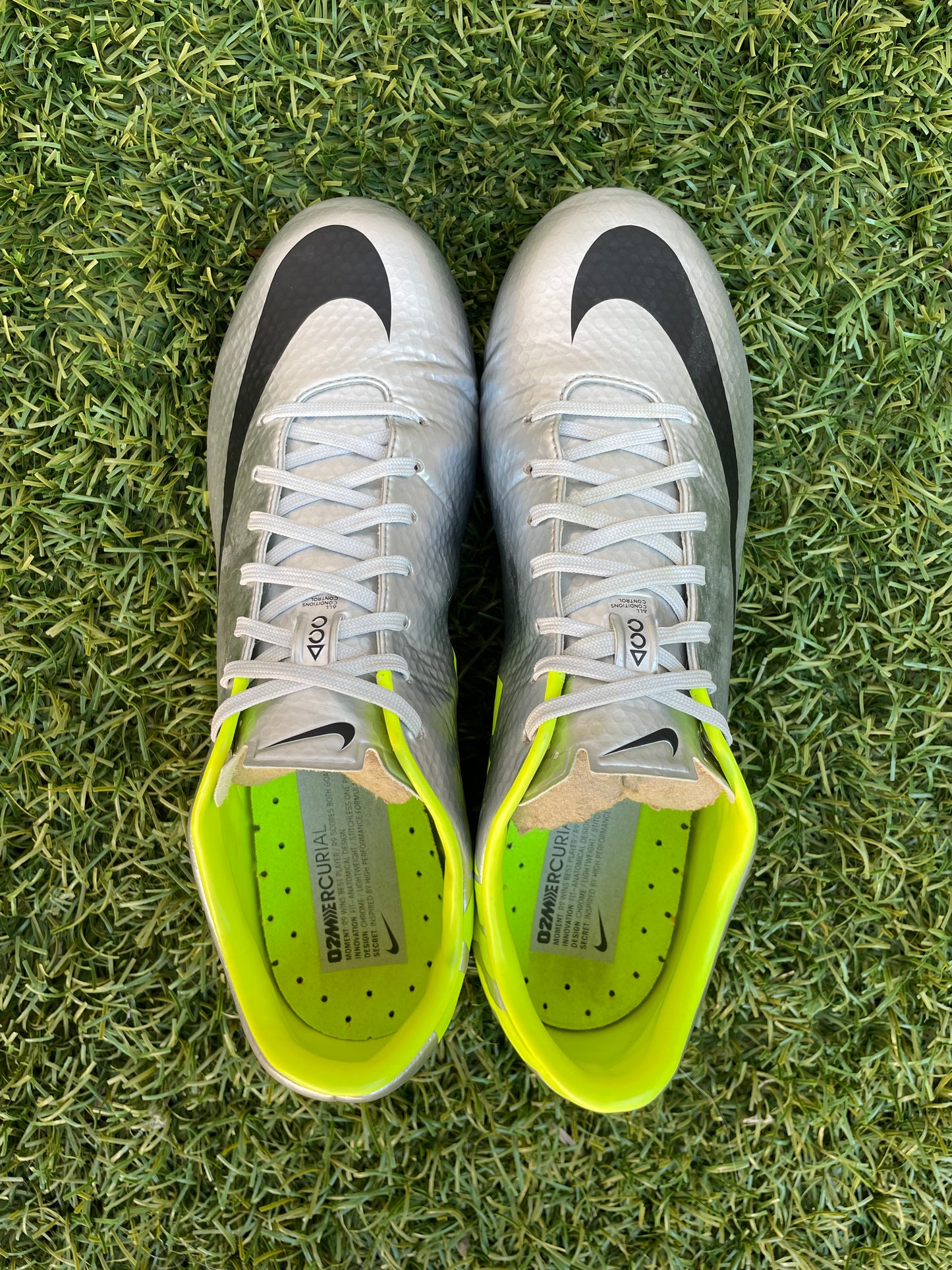Nike Mercurial Vapor IX (7.5US)
