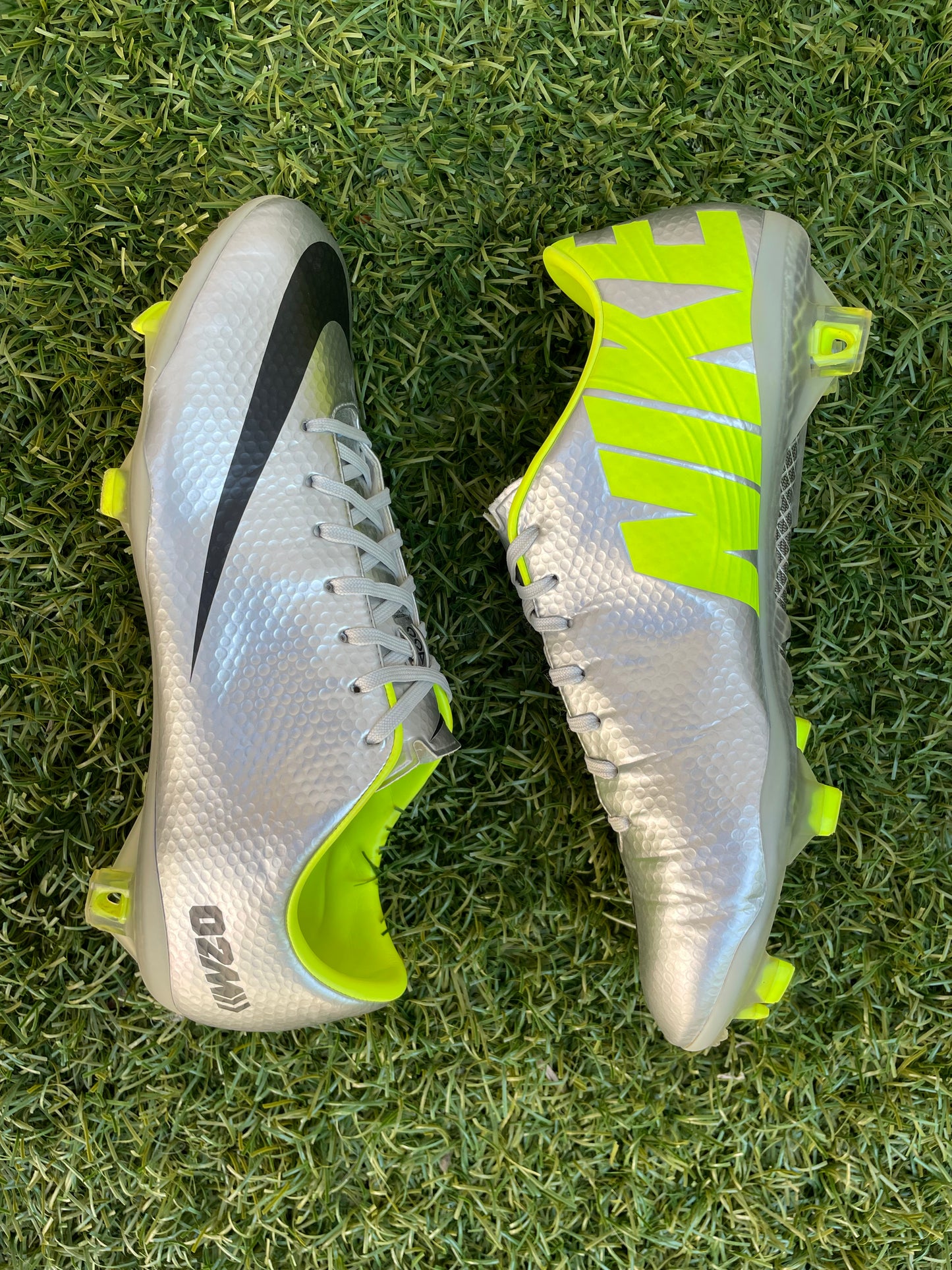 Nike Mercurial Vapor IX (7.5US)