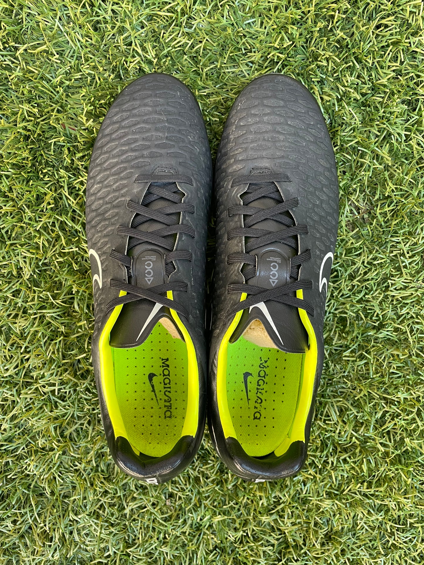Nike Magista Opus I (11US)