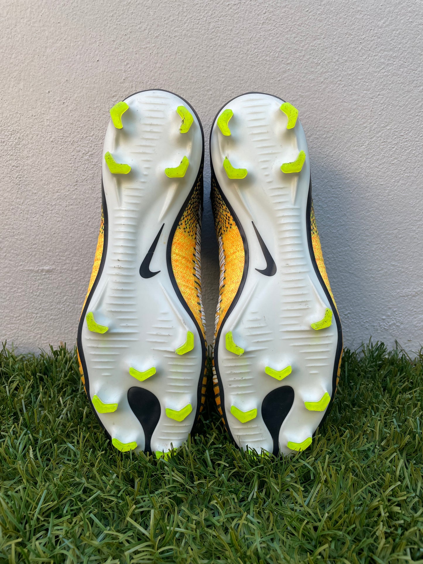Nike Mercurial Superfly V (7.5US)