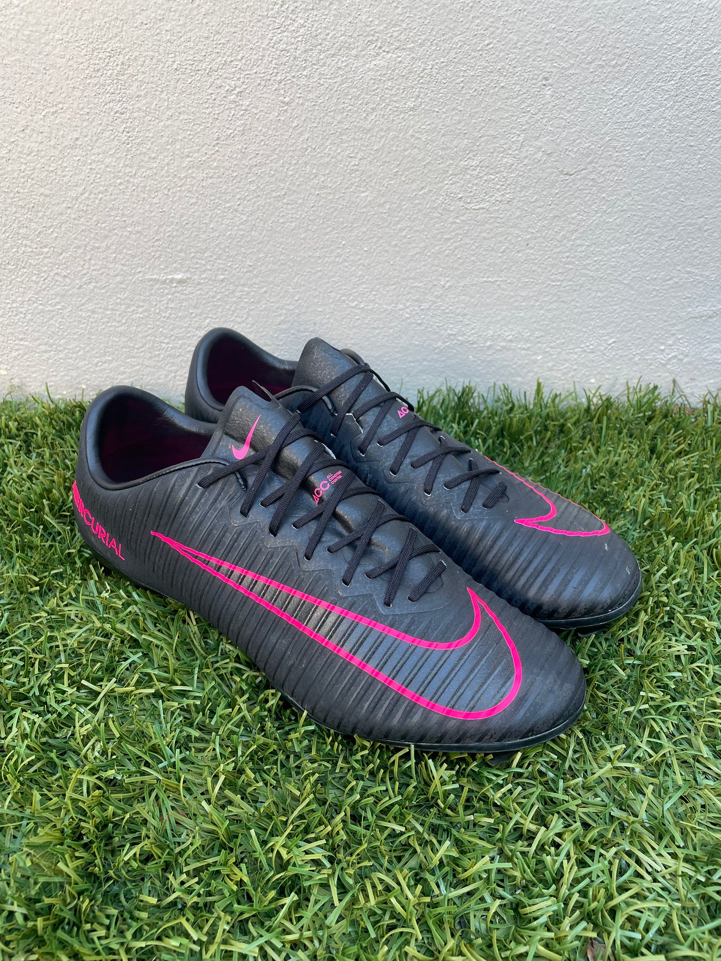 Nike Mercurial Vapor XI (8.5US)