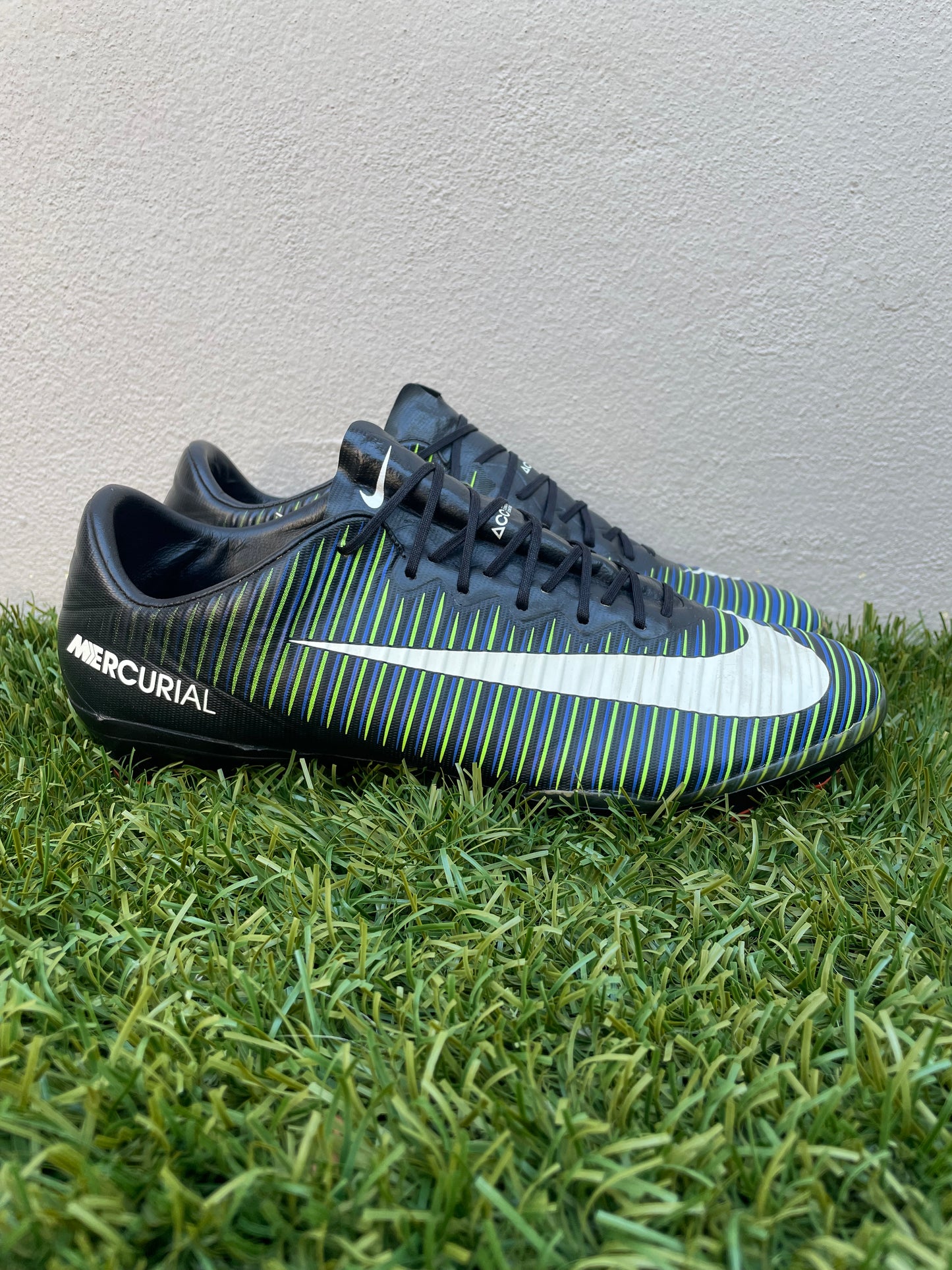 Nike Mercurial Vapor XI (8US)