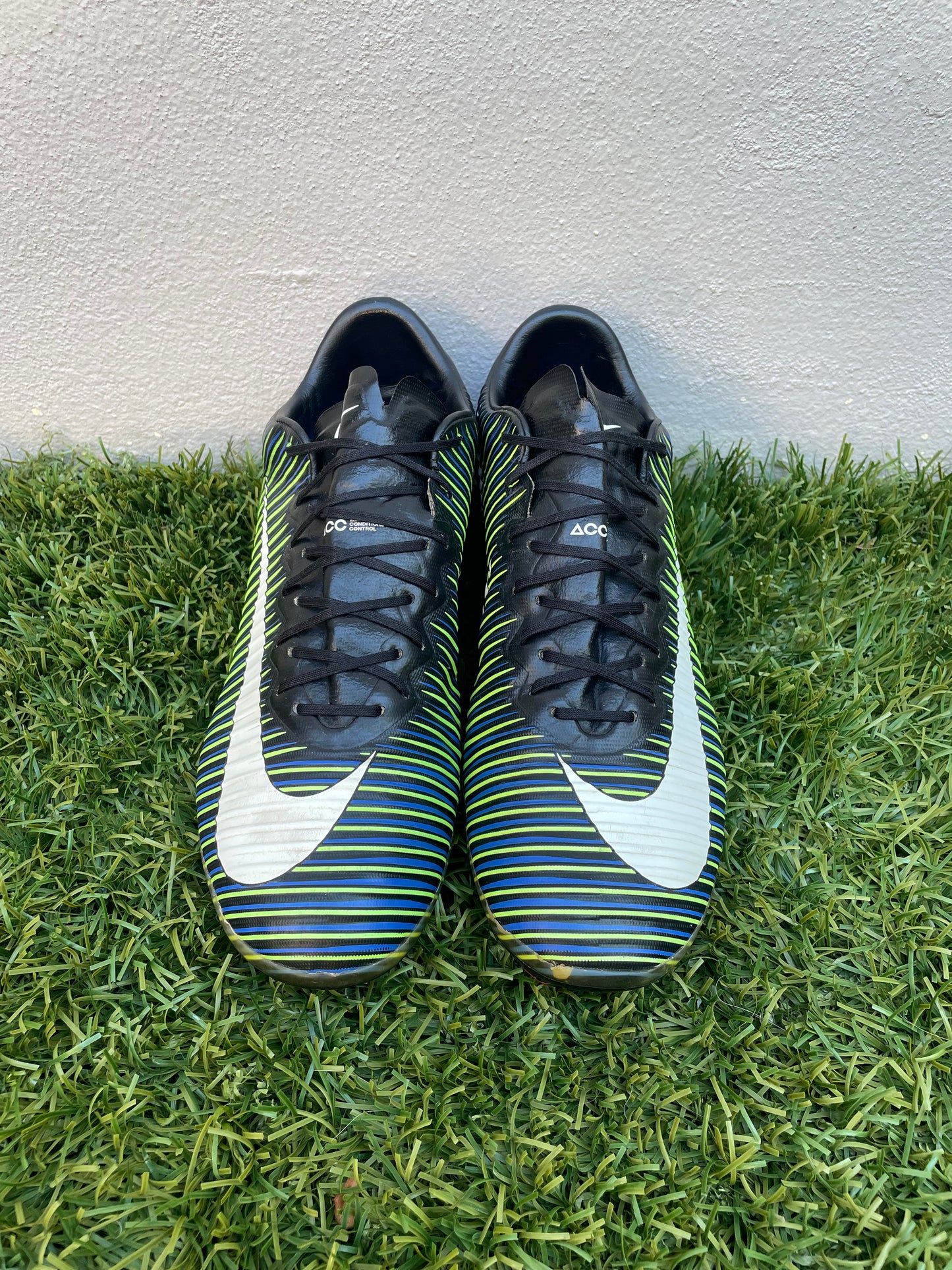 Nike Mercurial Vapor XI (8US)