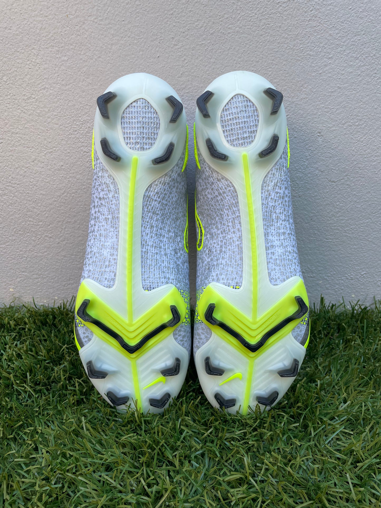 Nike Mercurial Superfly VIII (10.5US)
