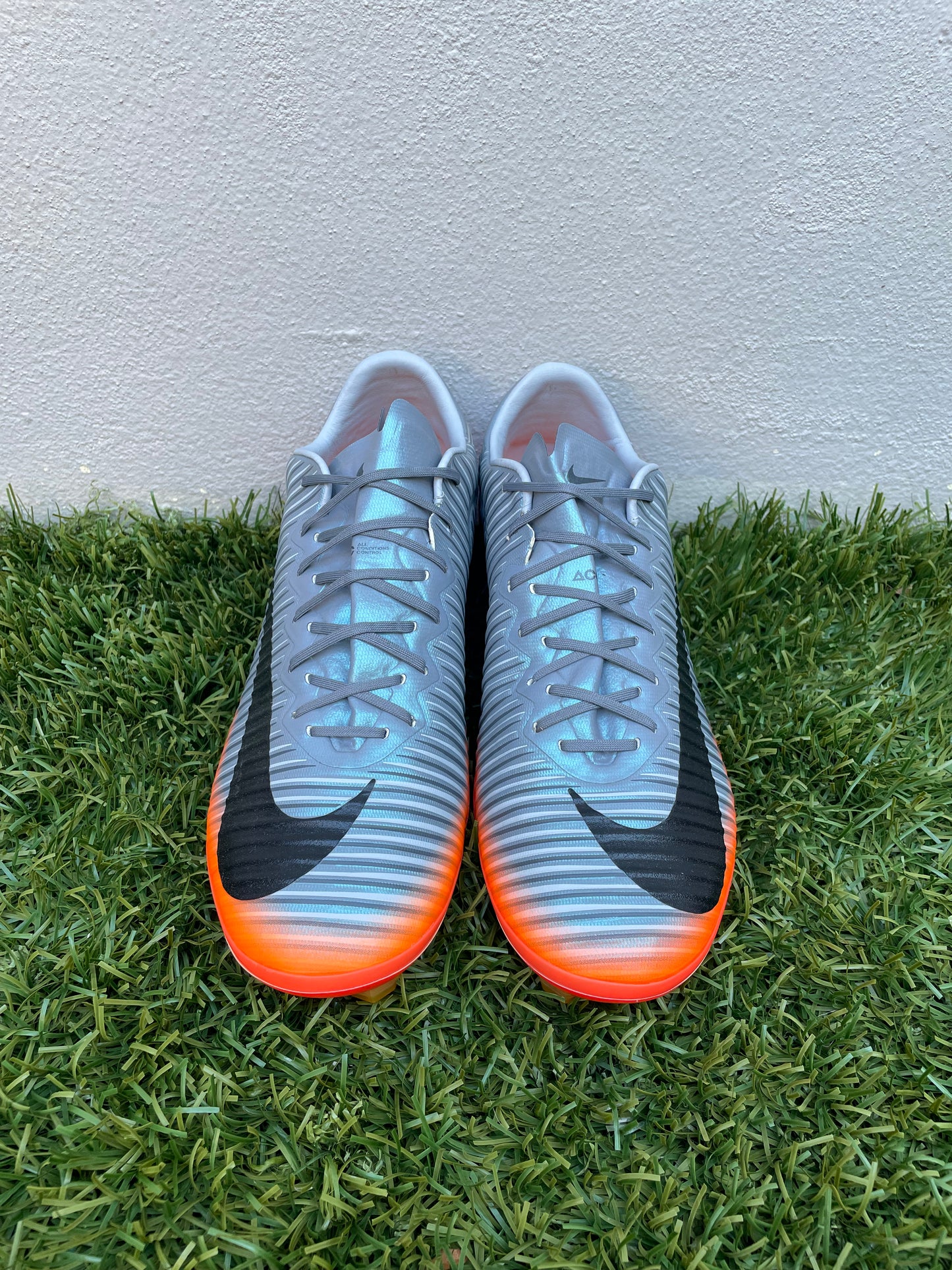 Nike Mercurial Vapor XI (7US)