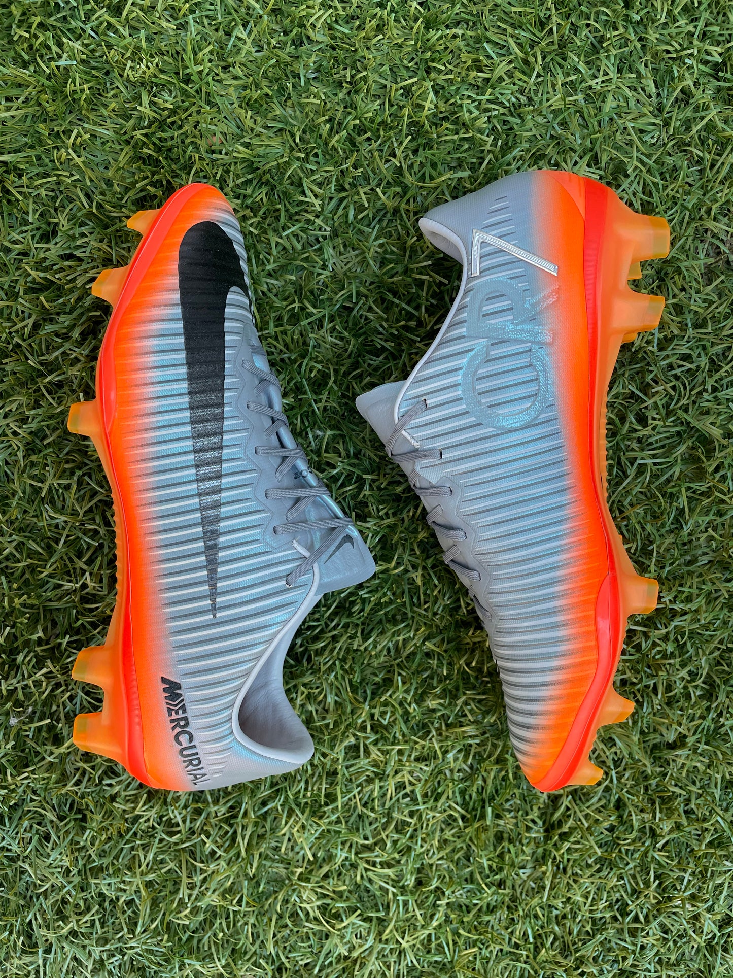 Nike Mercurial Vapor XI (7US)