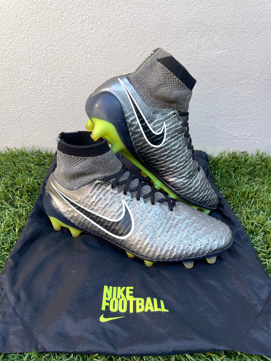 Nike Magista Obra I (9.5US)