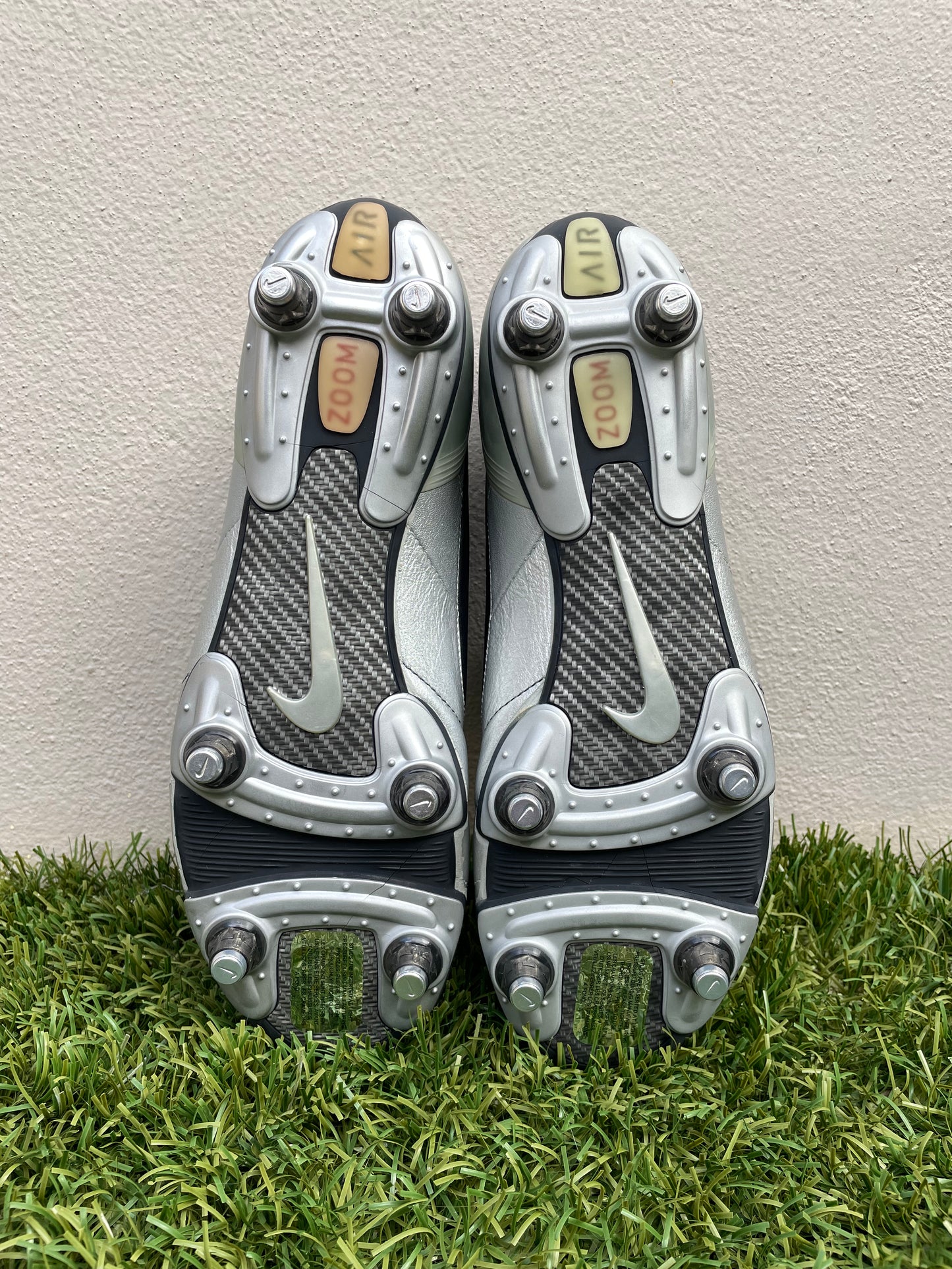 Nike Tiempo Air Legend (8.5US)