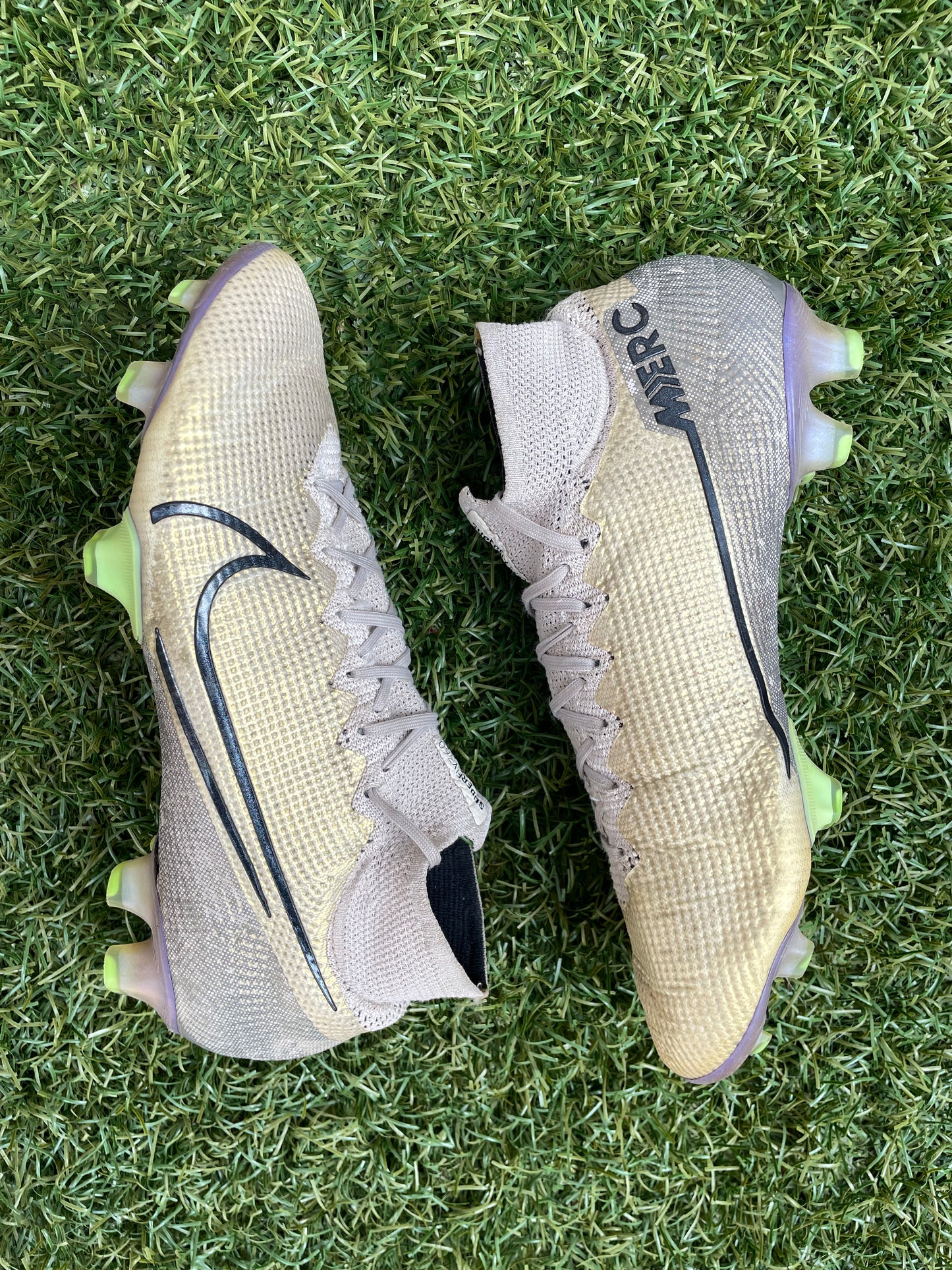 Nike Mercurial Superfly VII (9.5US)
