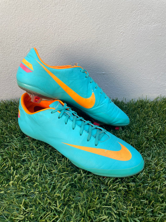 Nike Mercurial Vapor VIII (10.5US)