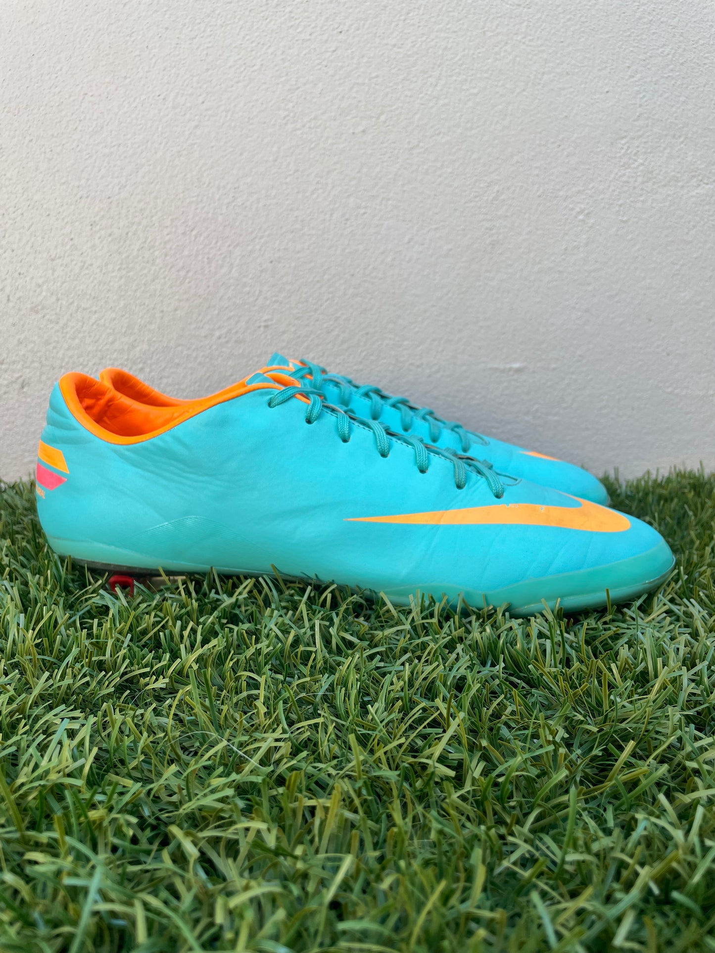 Nike Mercurial Vapor VIII (10.5US)