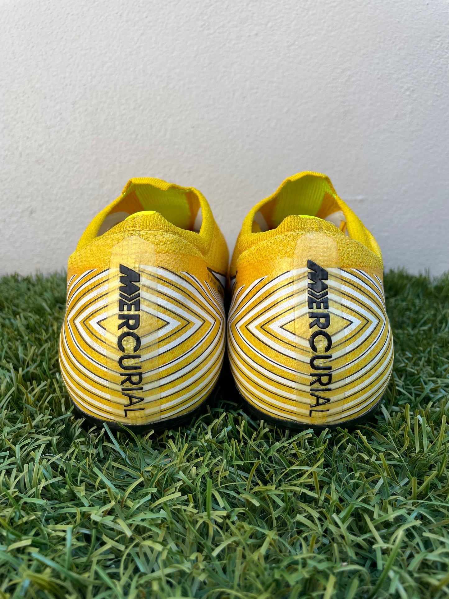 Nike Mercurial Vapor XII (13US)
