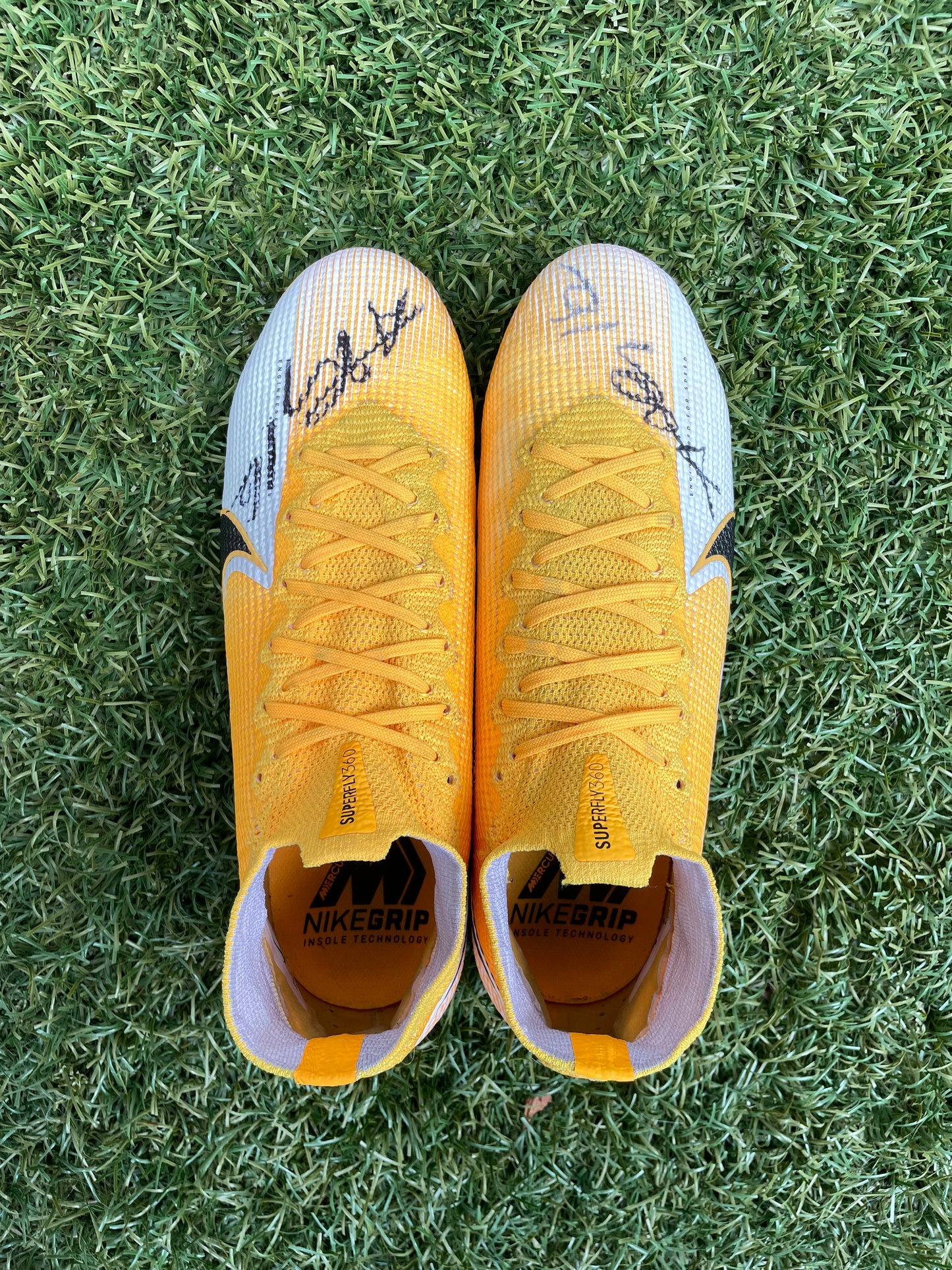 Nike Mercurial Superfly VII (9.5US)