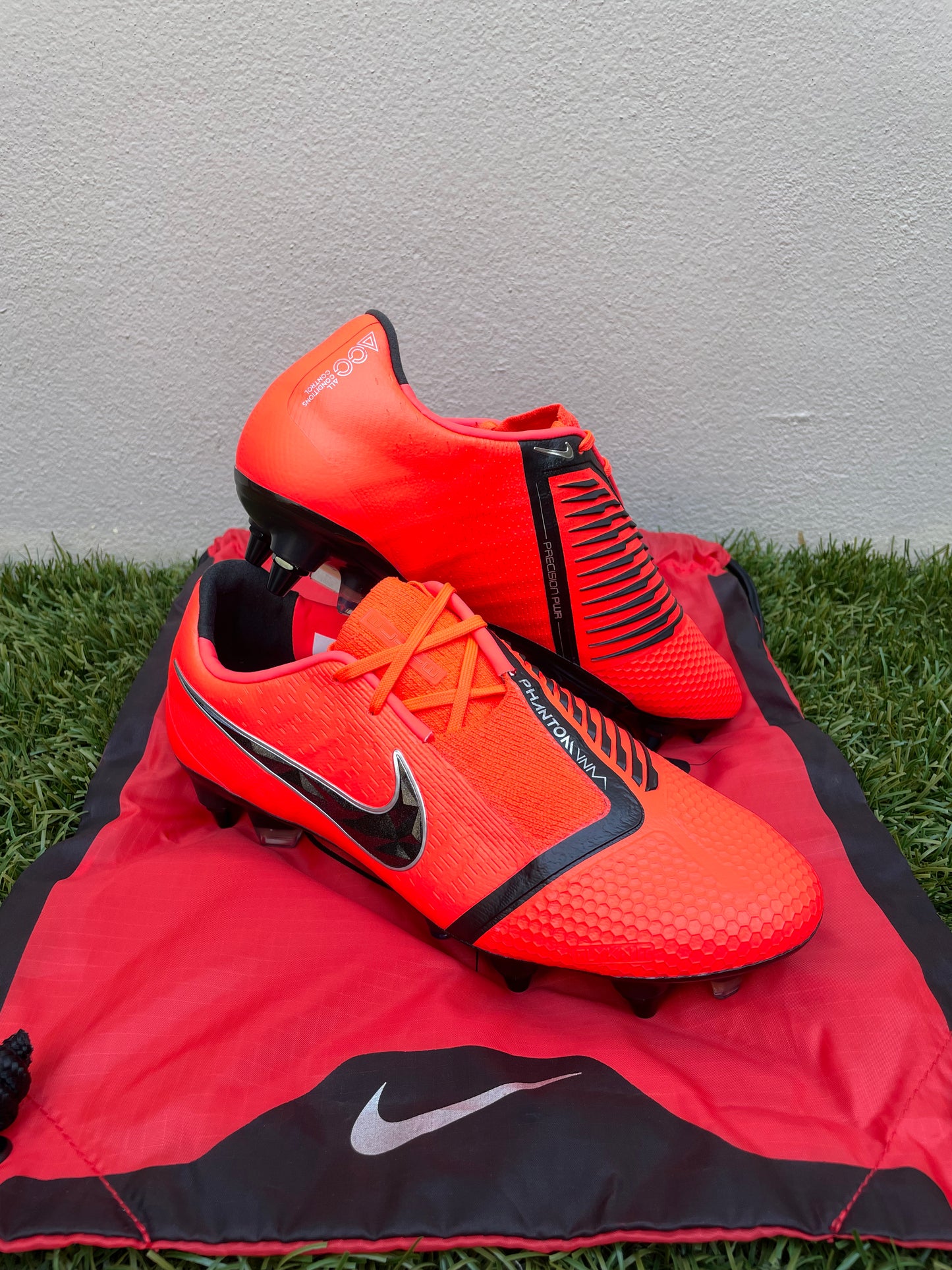 Nike Phantom Venom Elite (6.5US)