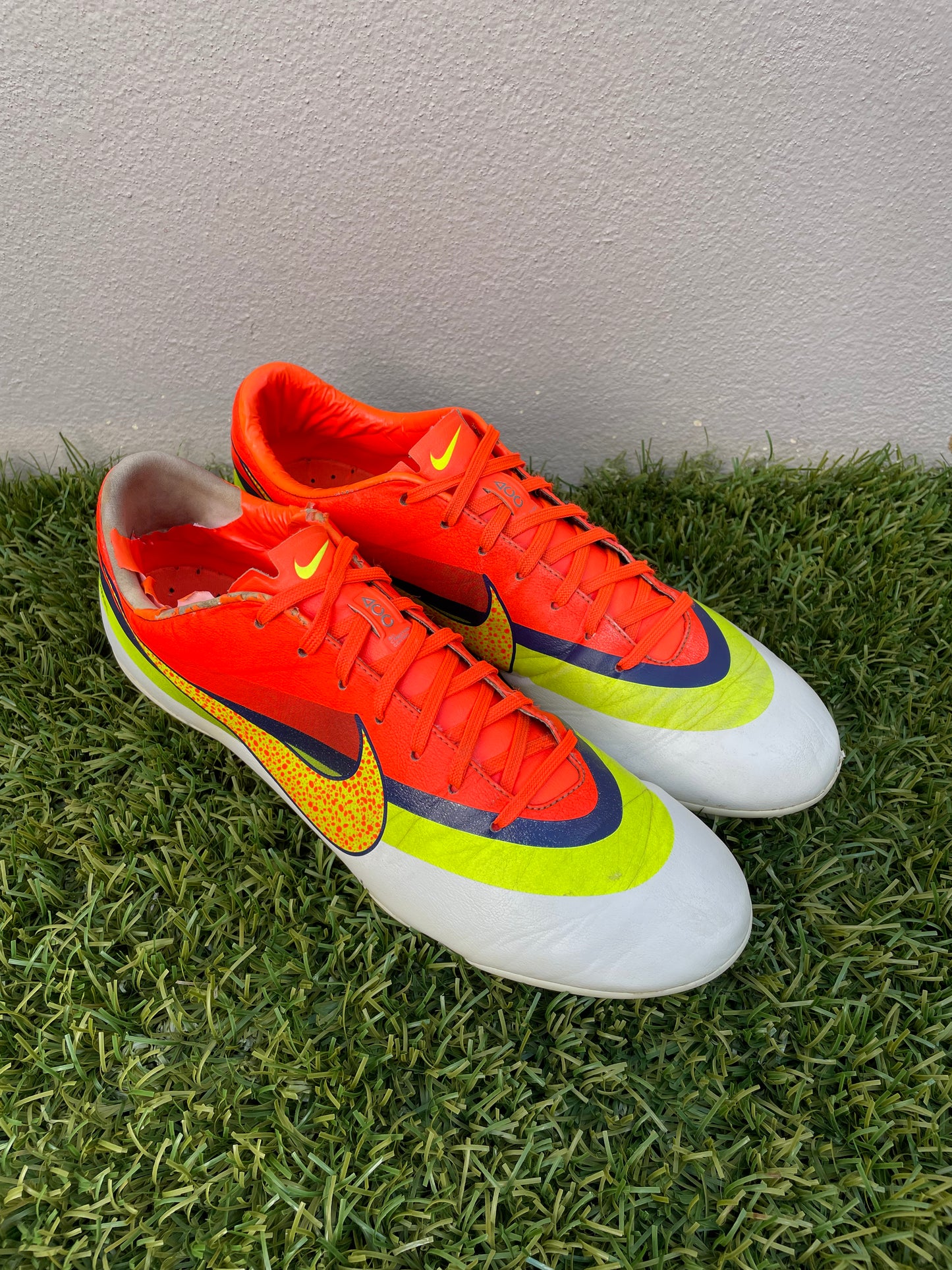 Nike Mercurial Vapor IX (9.5US)