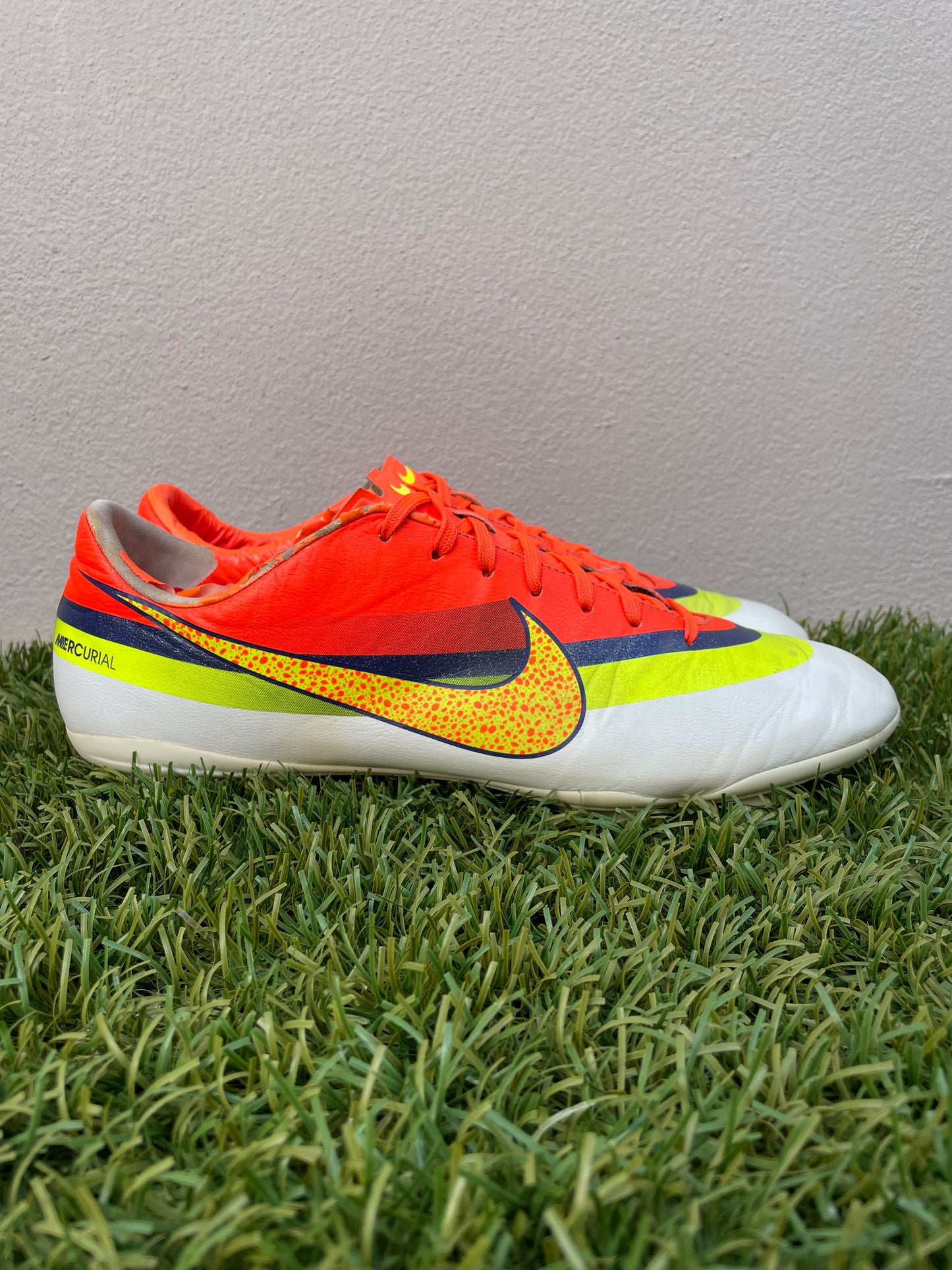 Nike Mercurial Vapor IX (9.5US)