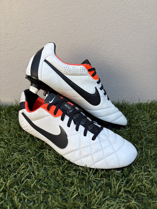 Nike Tiempo Legend IV (7.5US)