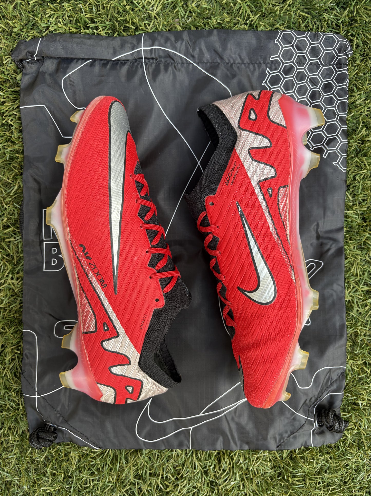 Nike Mercurial Vapor XV (9.5US)