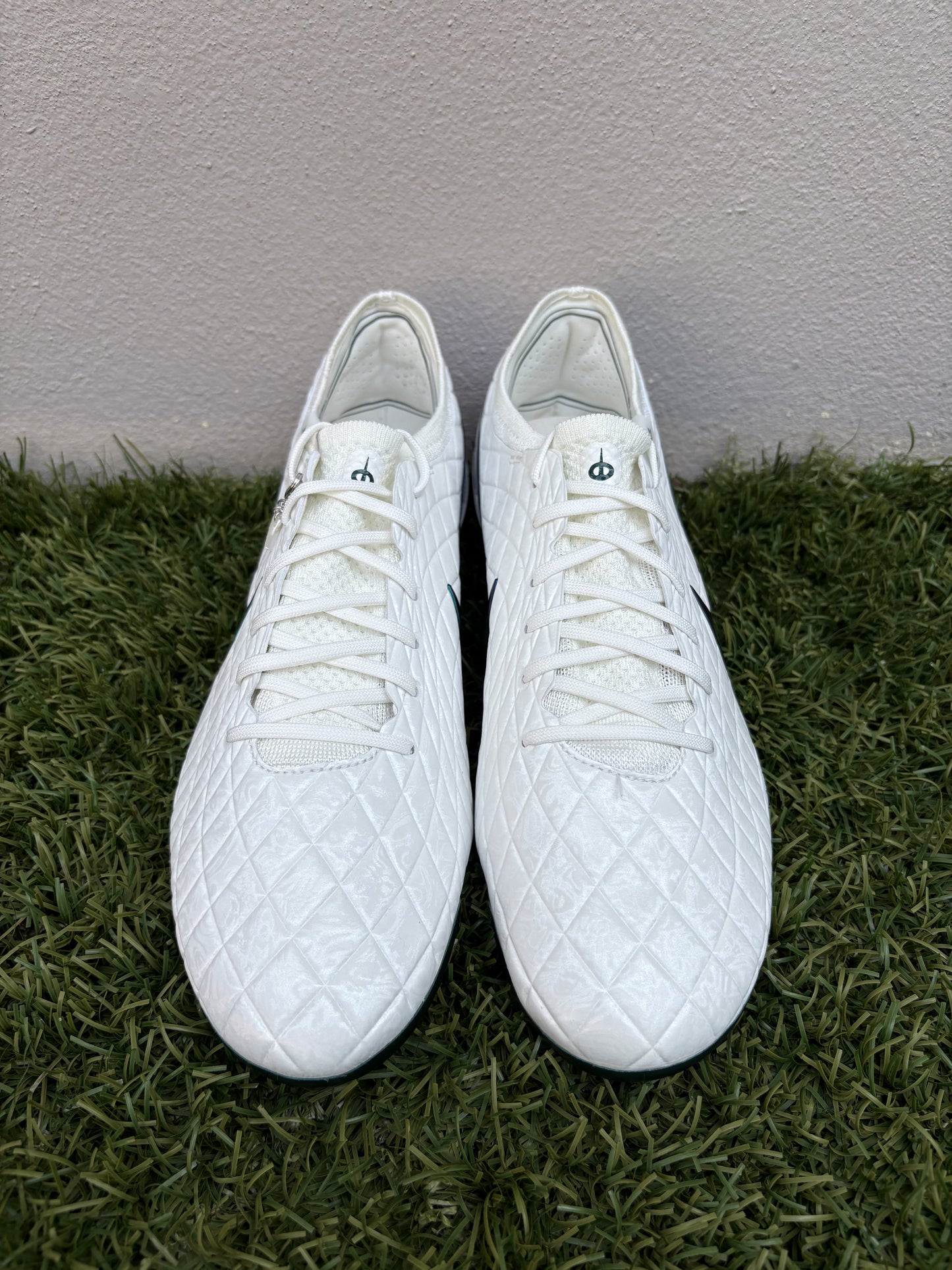 Nike Tiempo Legend X SE 'Pearl' (9US)