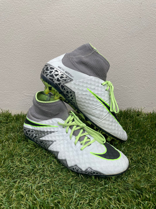 Nike Hypervenom Phantom II (10US)