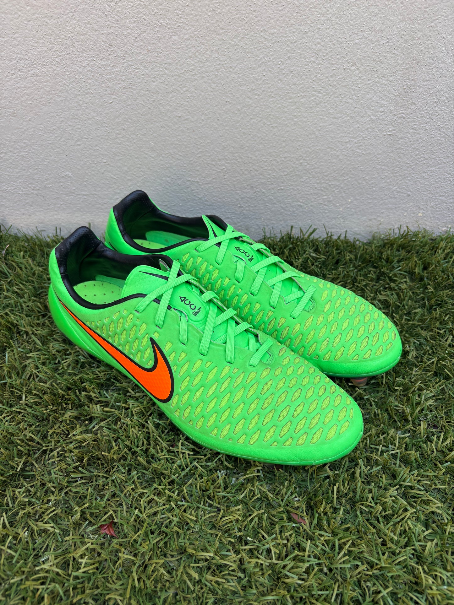 Nike Magista Opus I (11US)