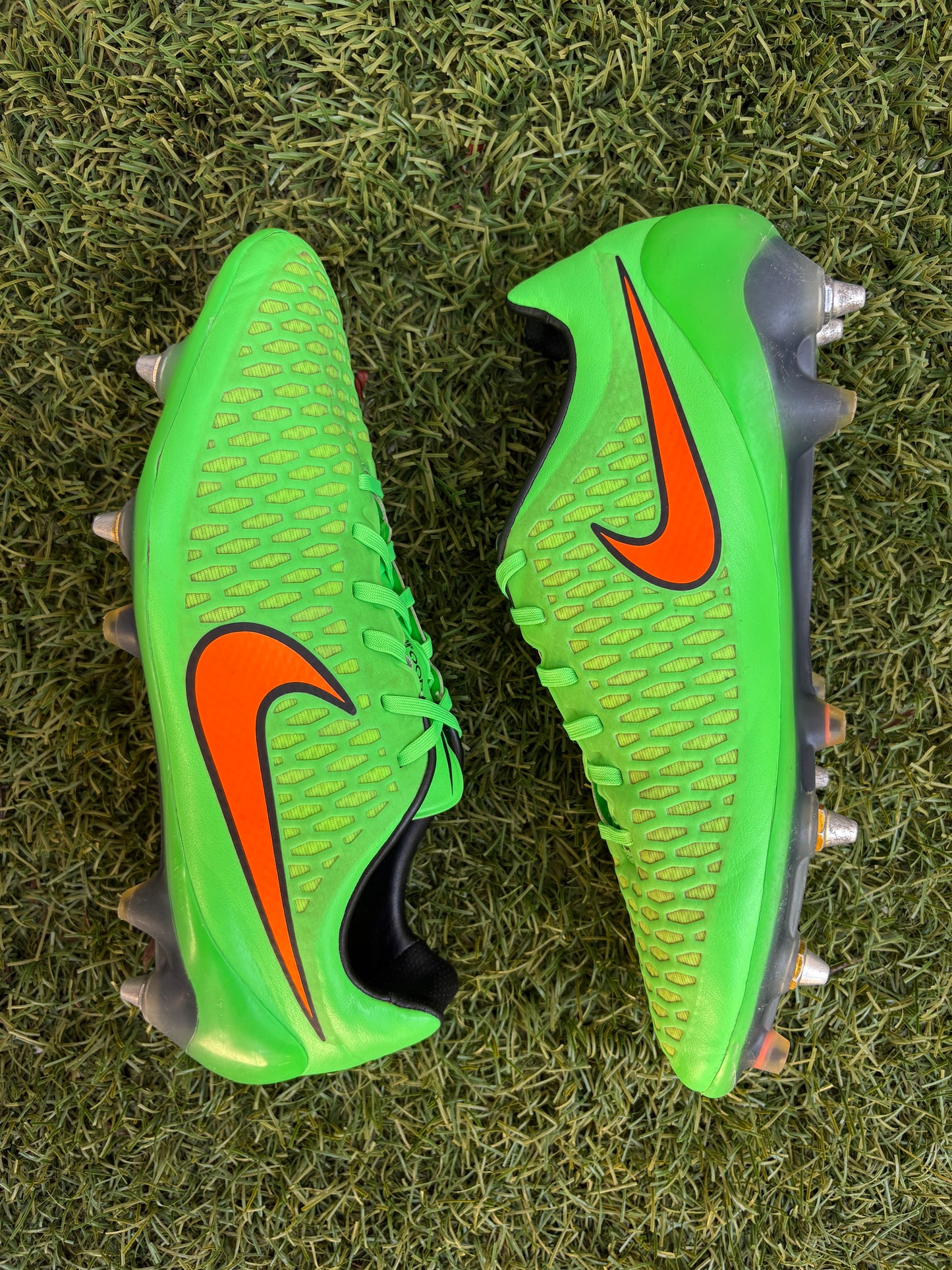 Nike Magista Opus I (11US)