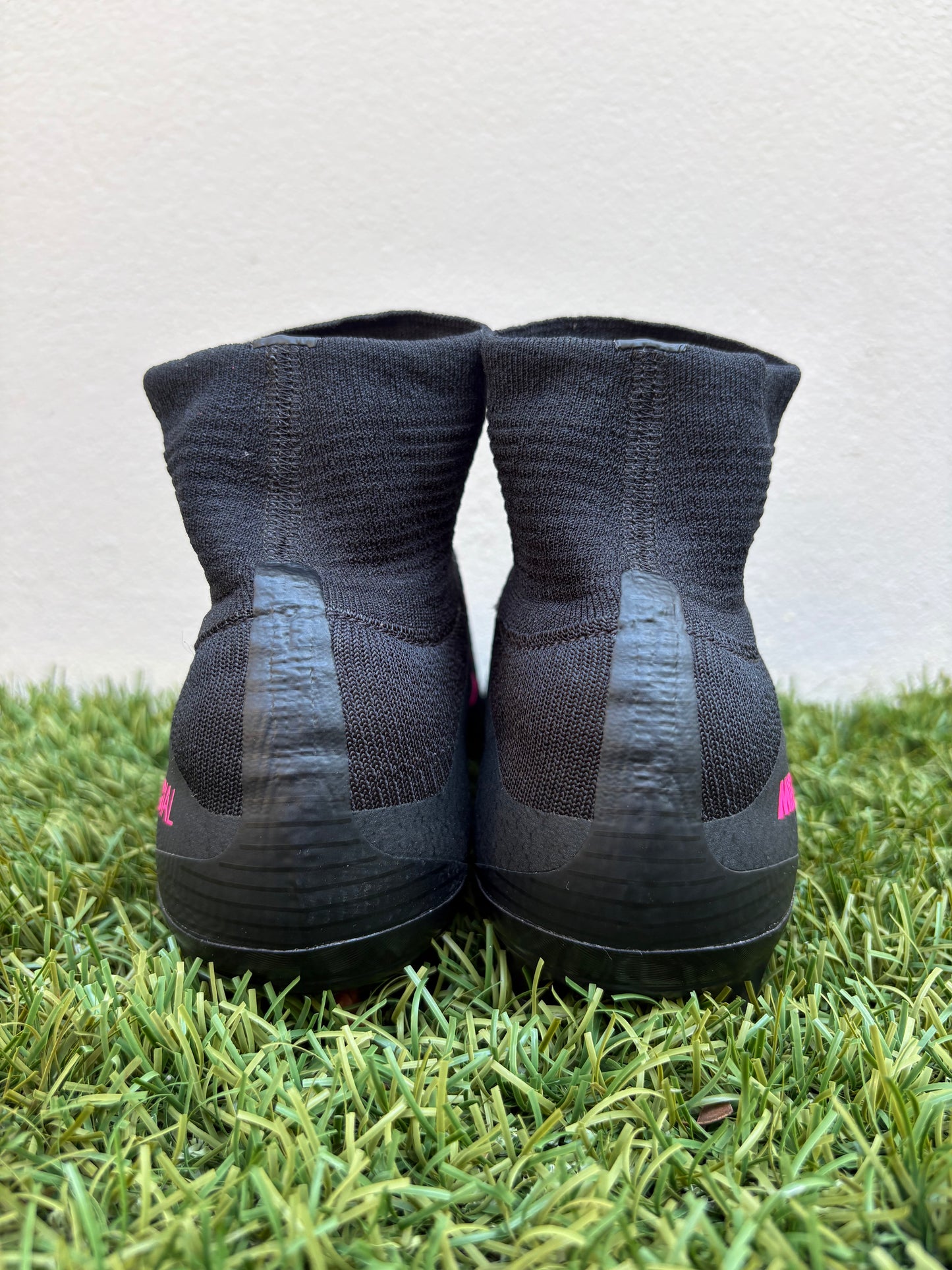 Nike Mercurial Superfly V (8.5US)