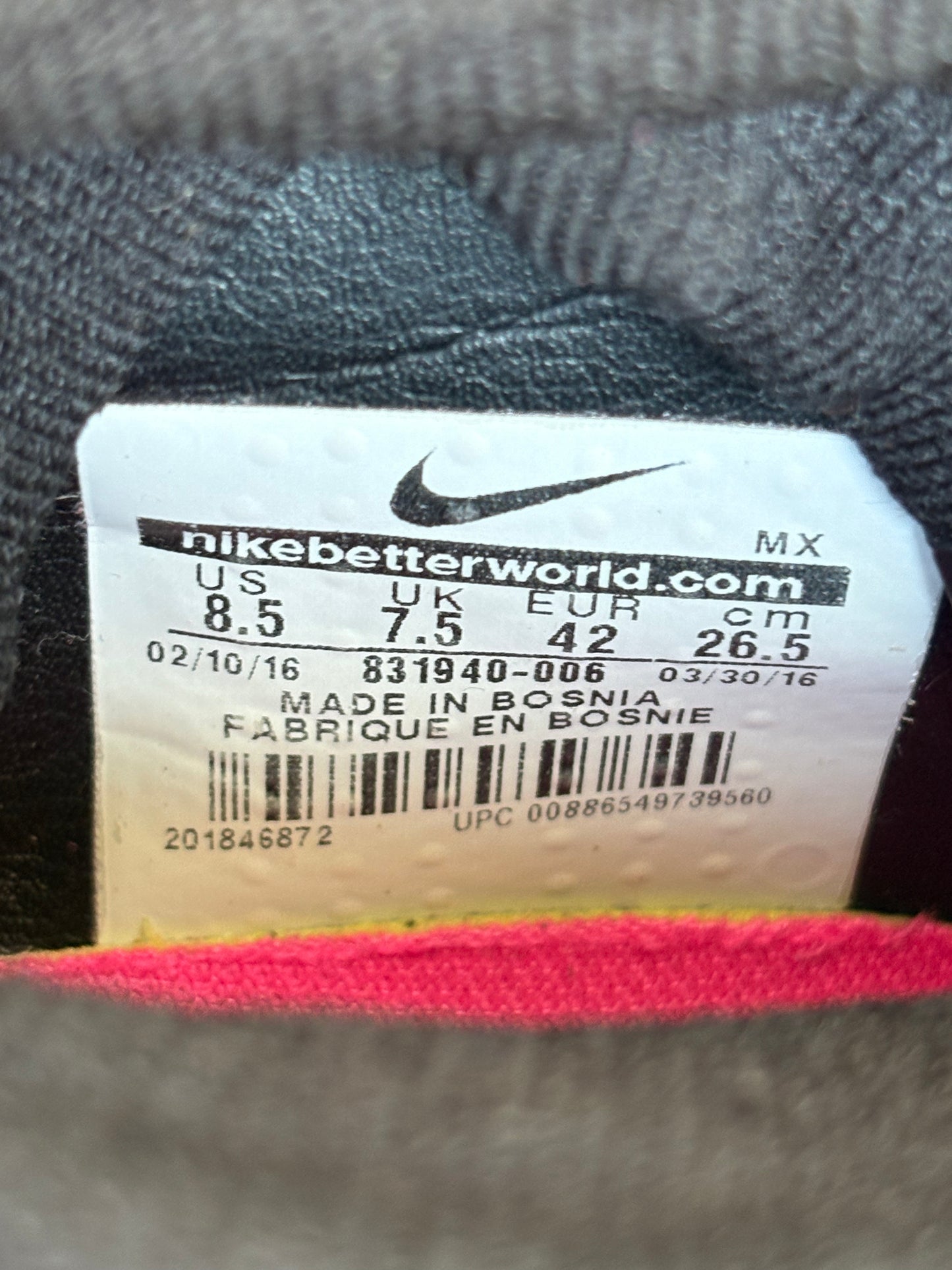 Nike Mercurial Superfly V (8.5US)