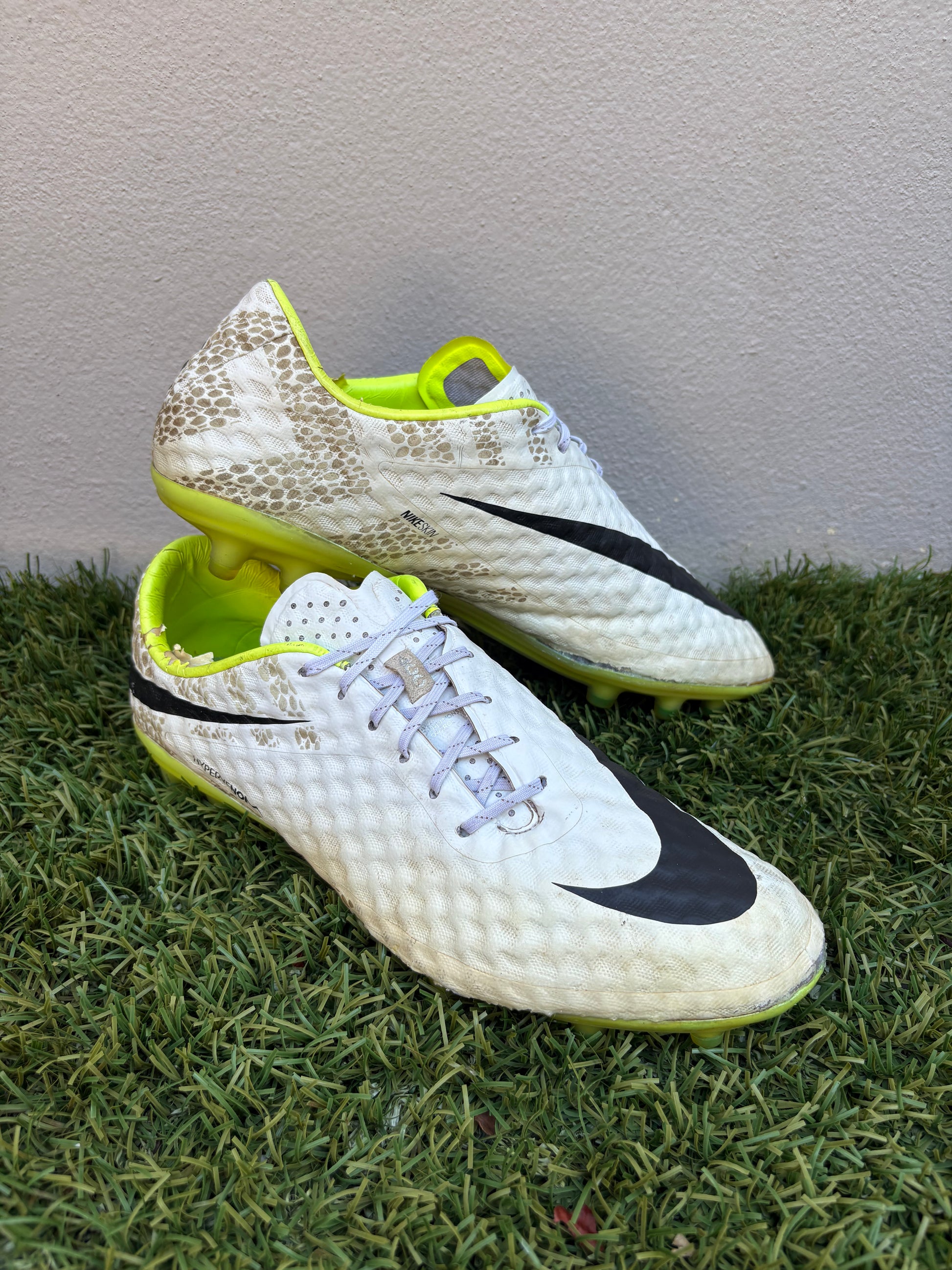 Nike Hypervenom サッカーシューズ ホワイト/イエロー Nike Hypervenom Phantom I (9US) – bootsaus