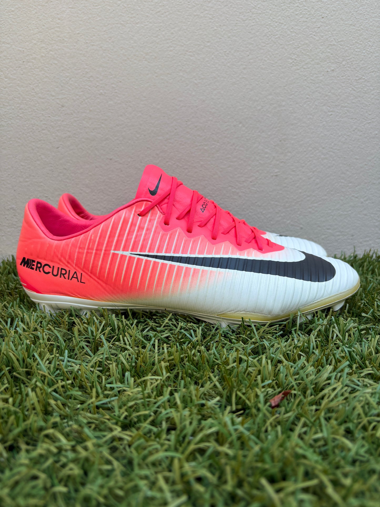 Nike Mercurial Vapor XI (11US)