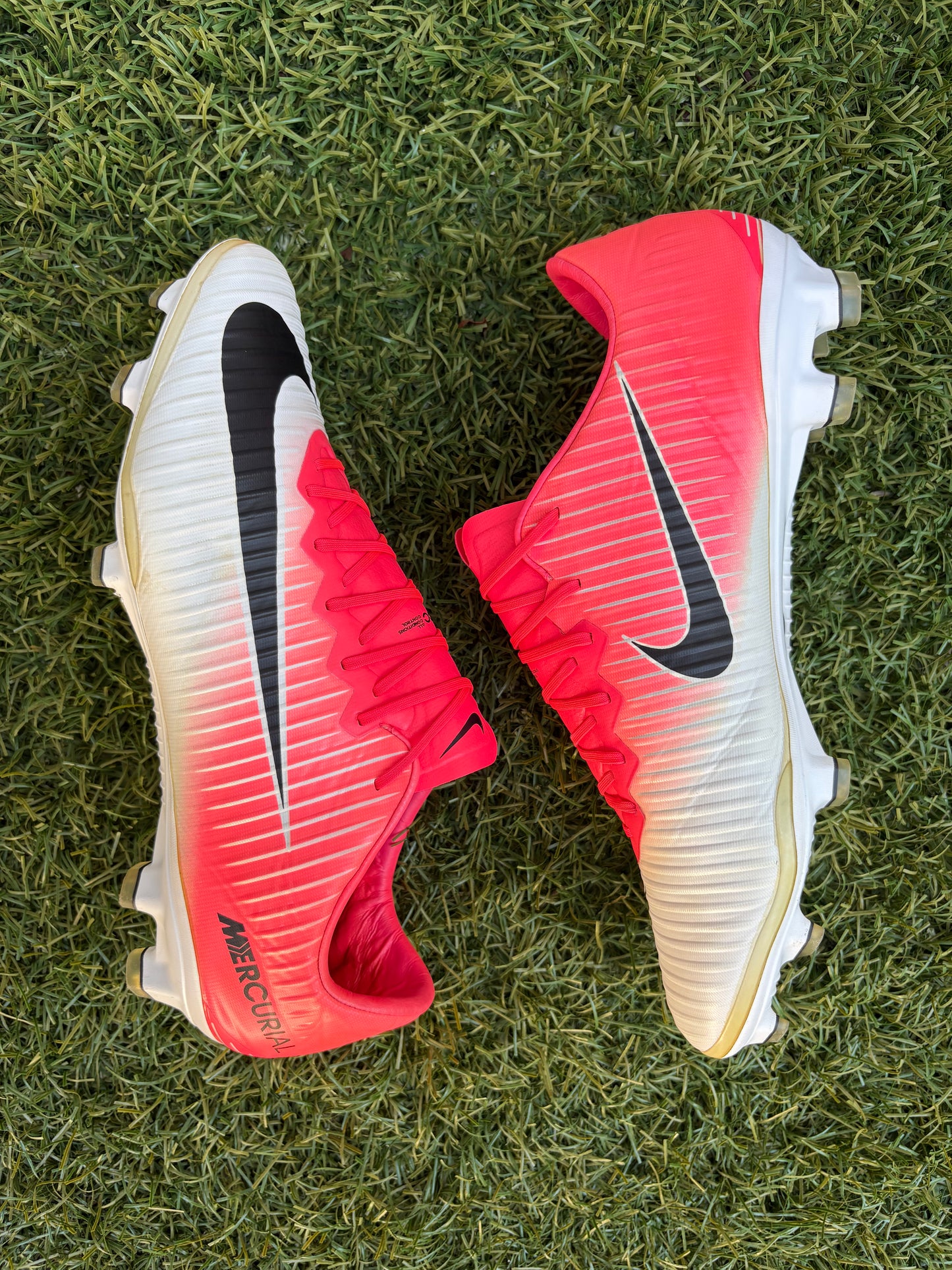 Nike Mercurial Vapor XI (11US)