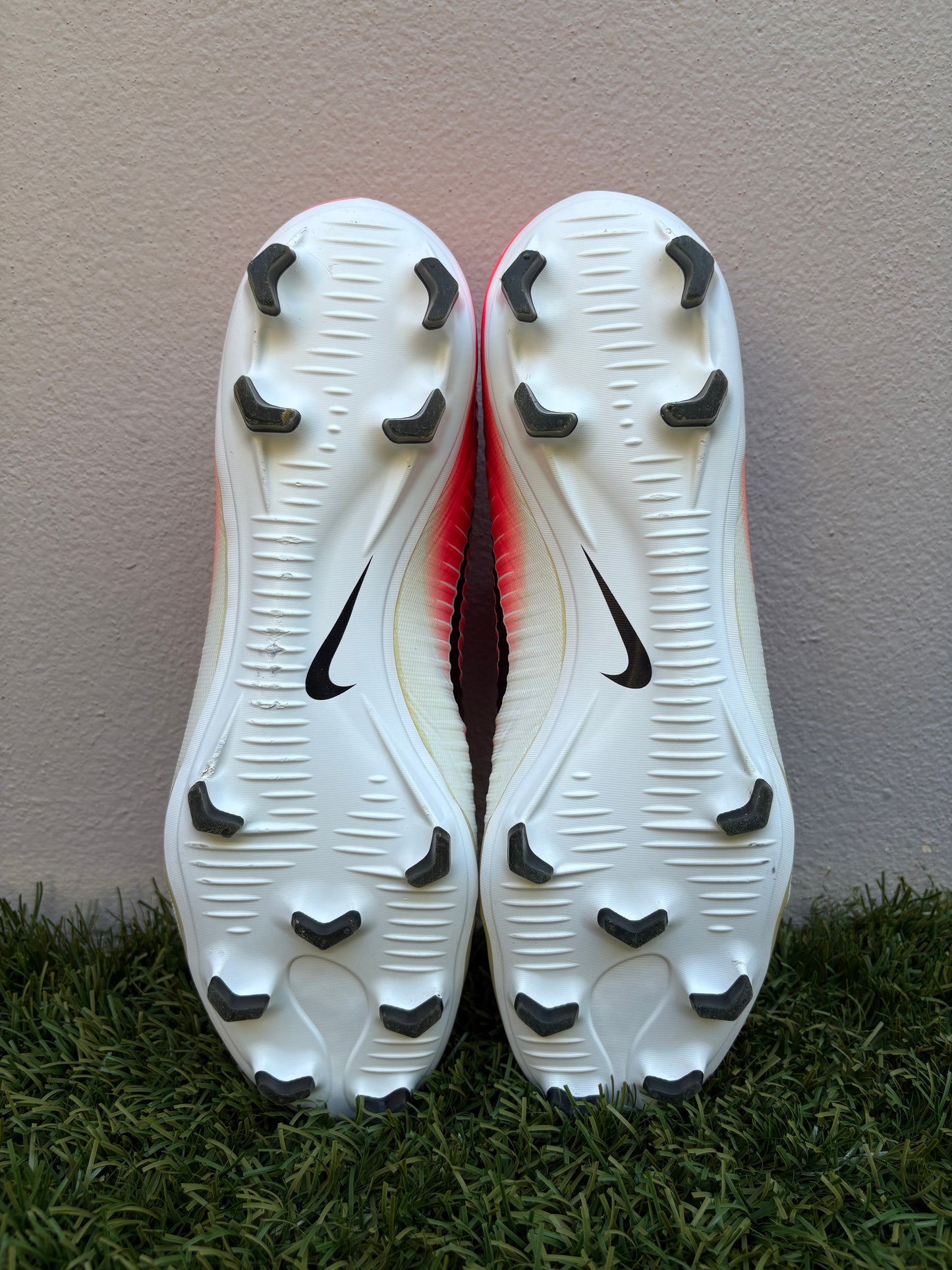 Nike Mercurial Vapor XI (11US)