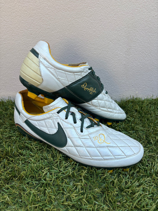 Nike Tiempo Ronaldinho Dois 10R (11US)